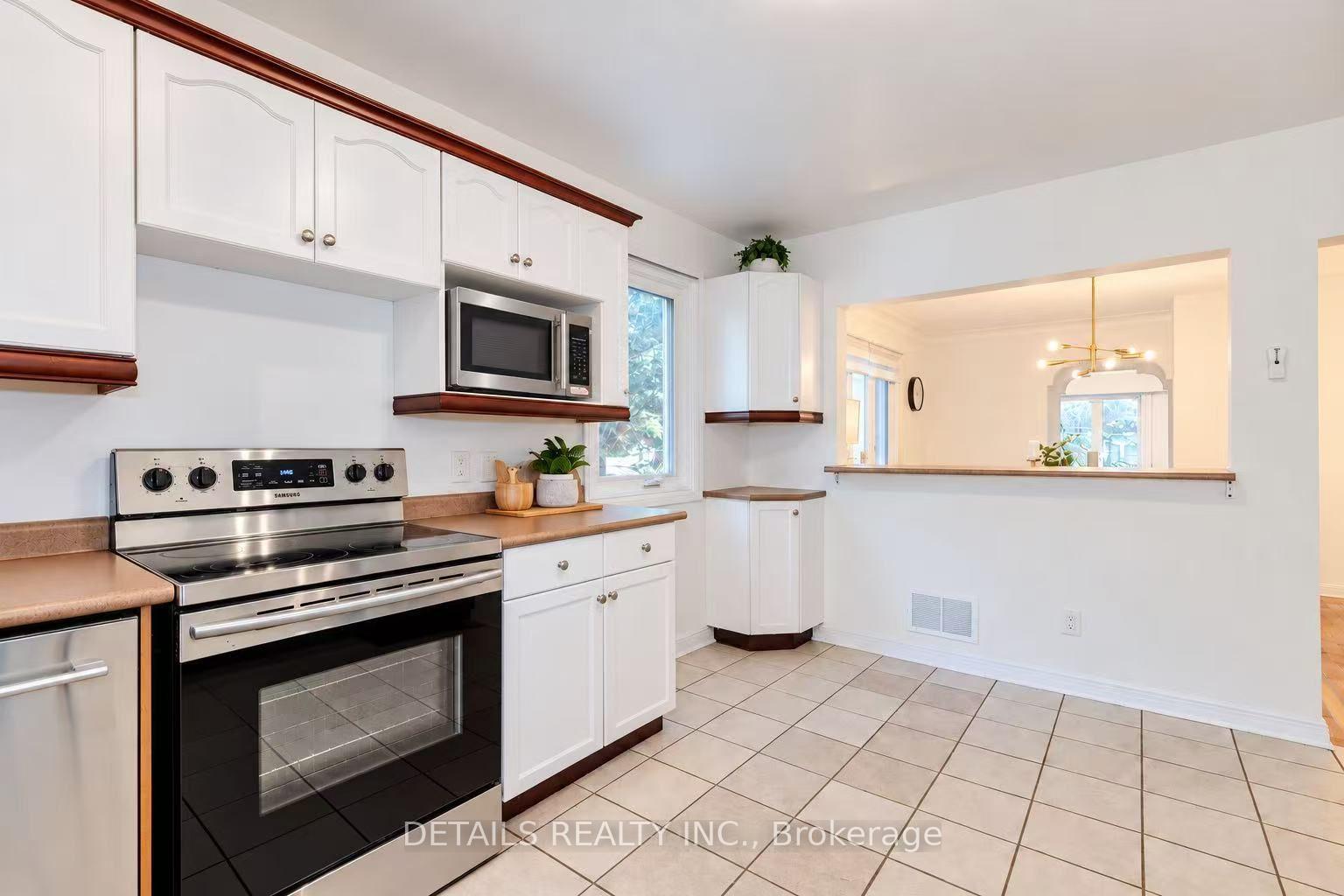 Photo 16 of 3021 Richmond Road, Ottawa, Britannia Heights — HOMEH