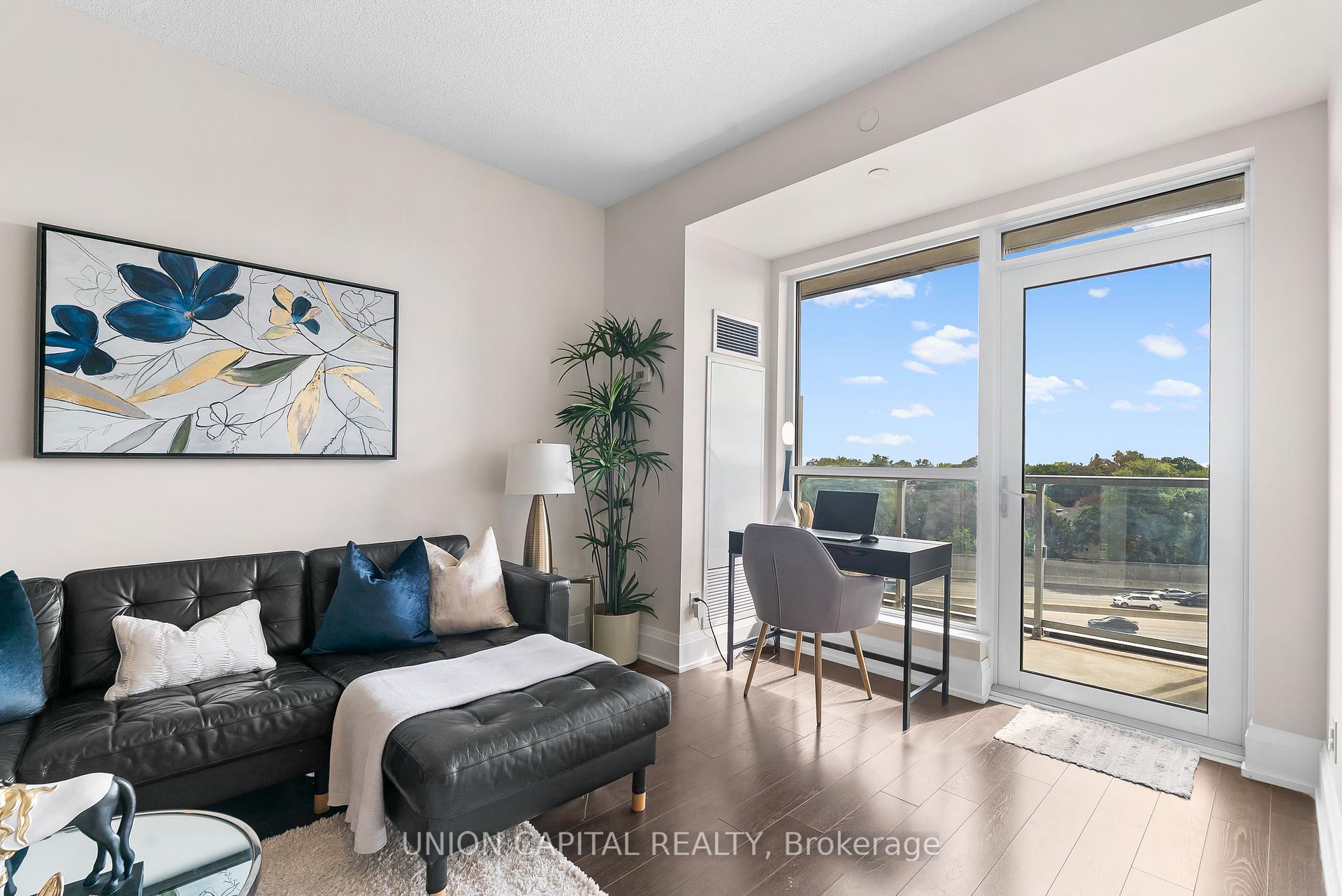 Photo 6 of Unit 708, 120 Harrison Garden Boulevard, North York, Willowdale East — HOMEH