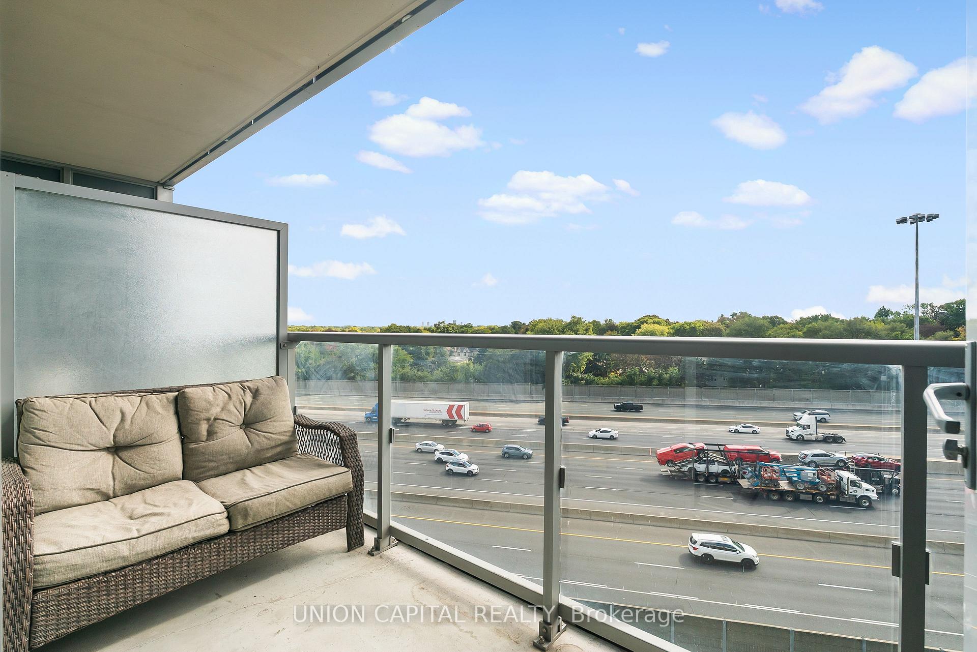 Photo 17 of Unit 708, 120 Harrison Garden Boulevard, North York, Willowdale East — HOMEH