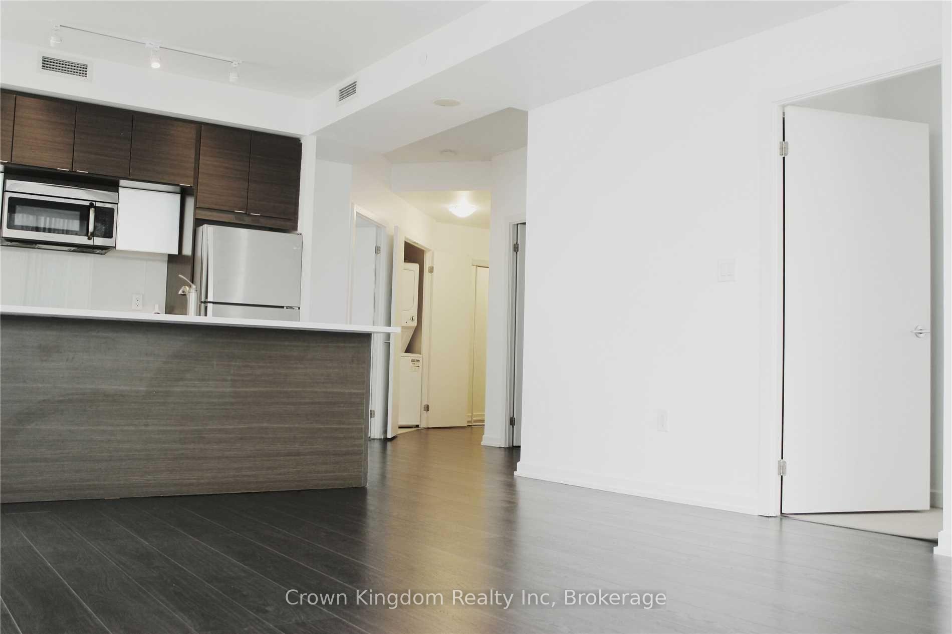 Photo 4 of Unit 1309, 62 Forest Manor Road, North York, Henry Farm — HOMEH