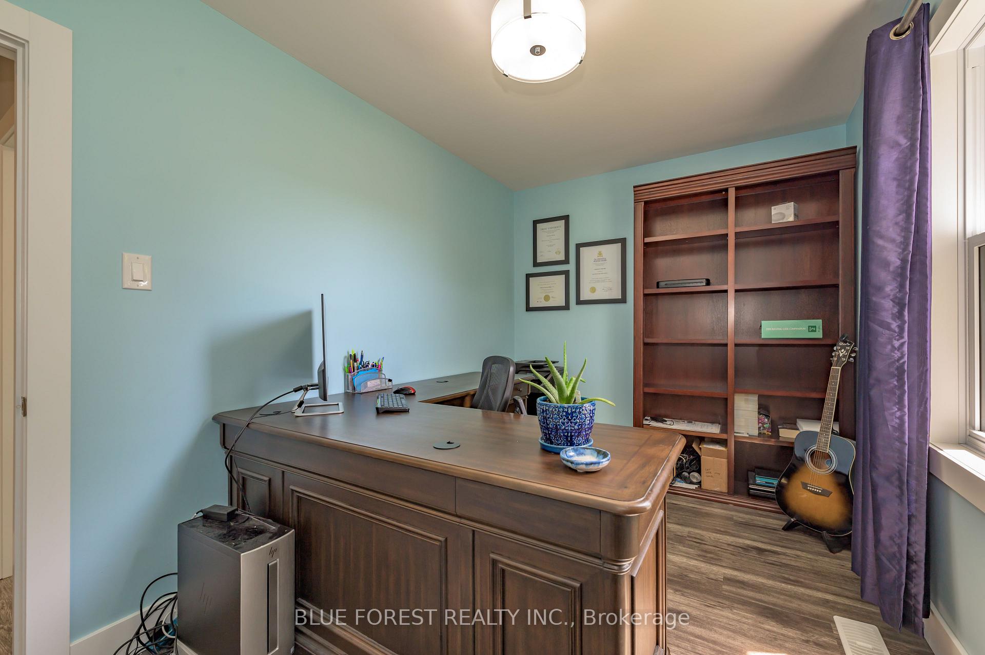 Photo 20 of 966 Glenbanner Road, London, South Y — HOMEH