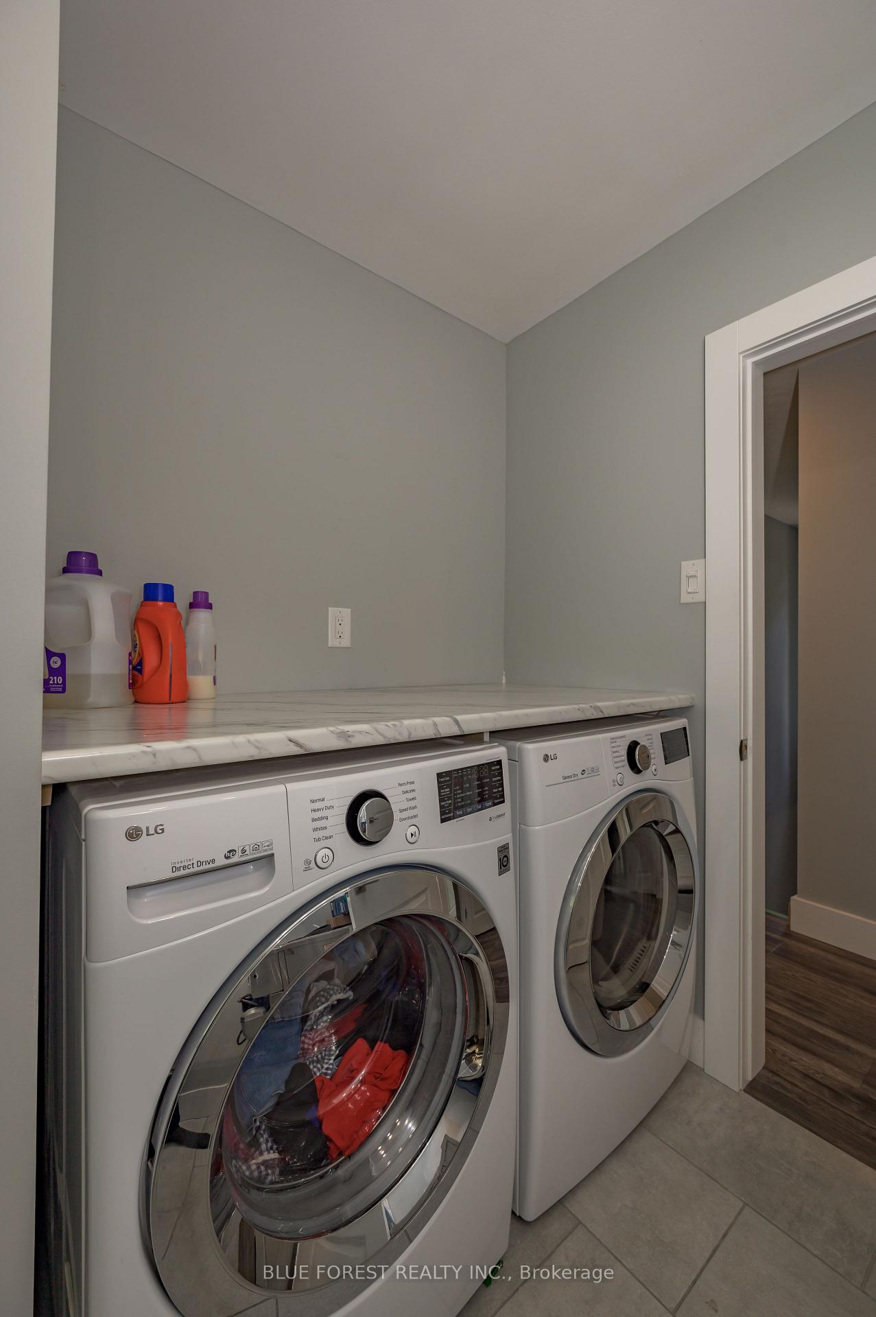 Photo 25 of 966 Glenbanner Road, London, South Y — HOMEH