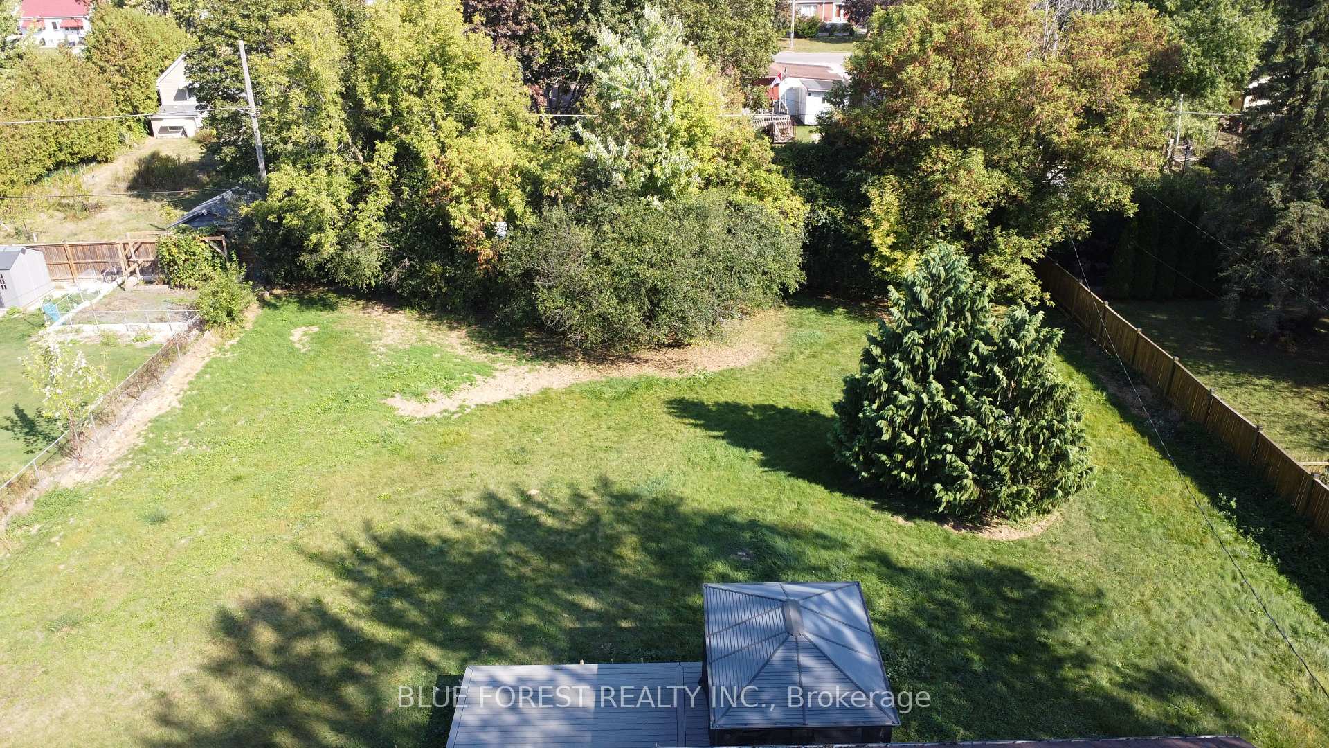 Photo 37 of 966 Glenbanner Road, London, South Y — HOMEH