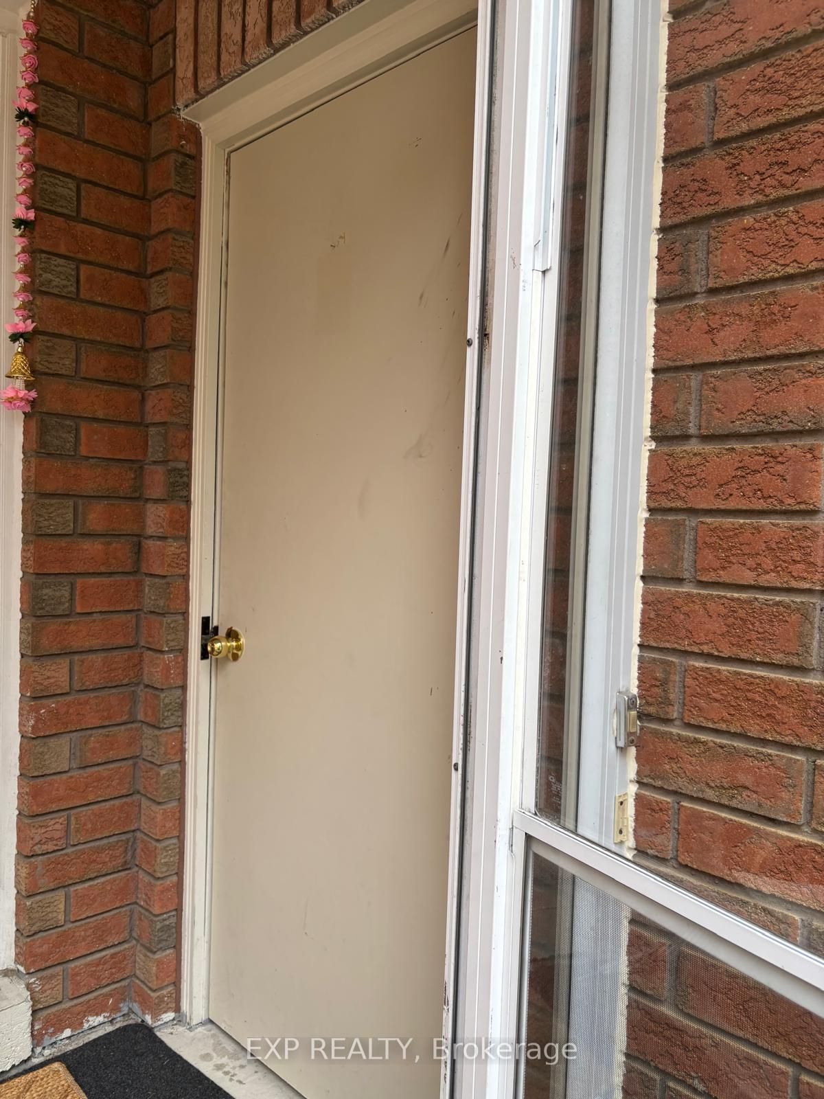 Photo 6 of Unit Lower Level - Bsmnt Only, 5243 Heatherleigh Avenue, Mississauga, East Credit — HOMEH