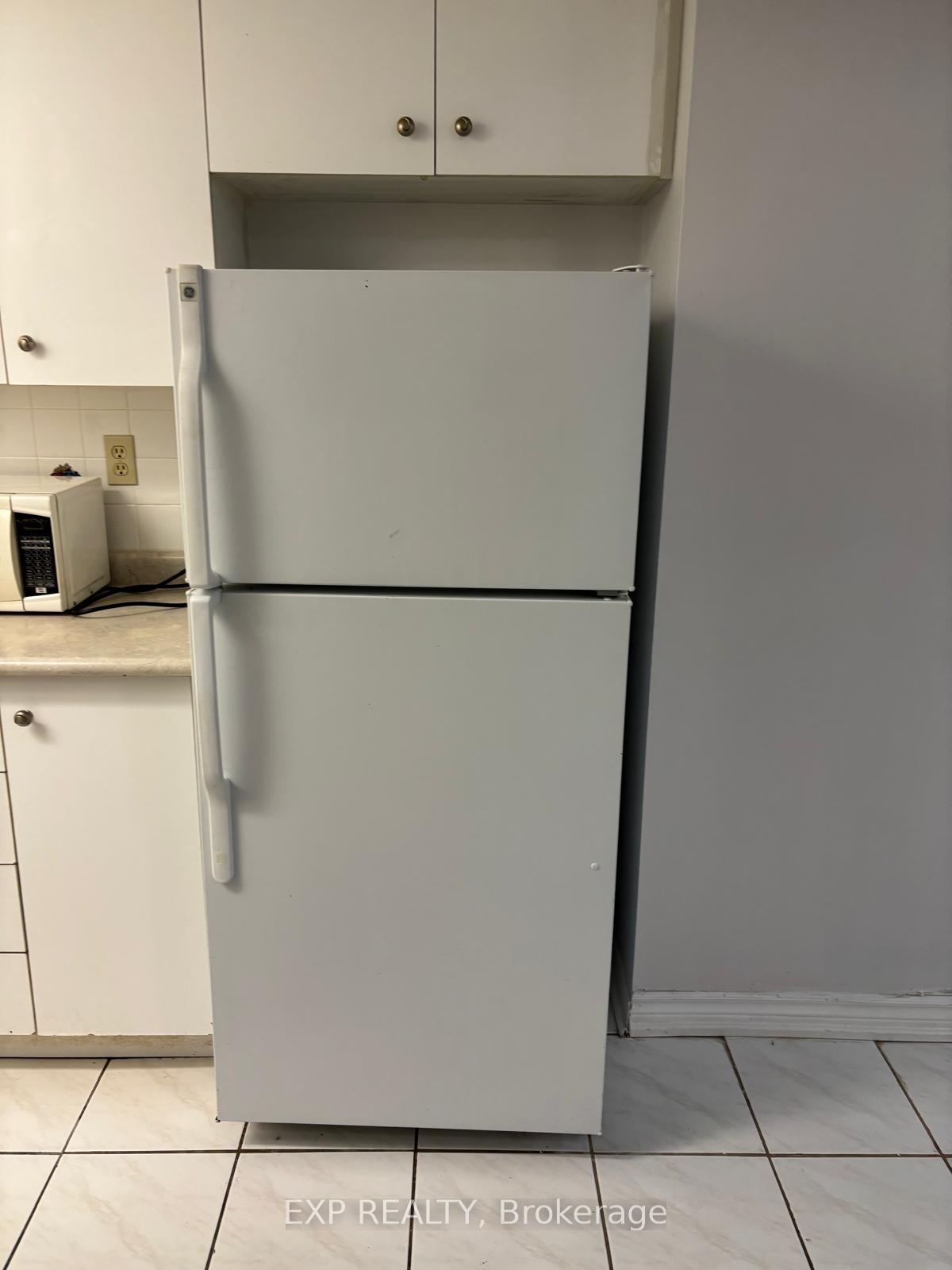 Photo 12 of Unit Lower Level - Bsmnt Only, 5243 Heatherleigh Avenue, Mississauga, East Credit — HOMEH