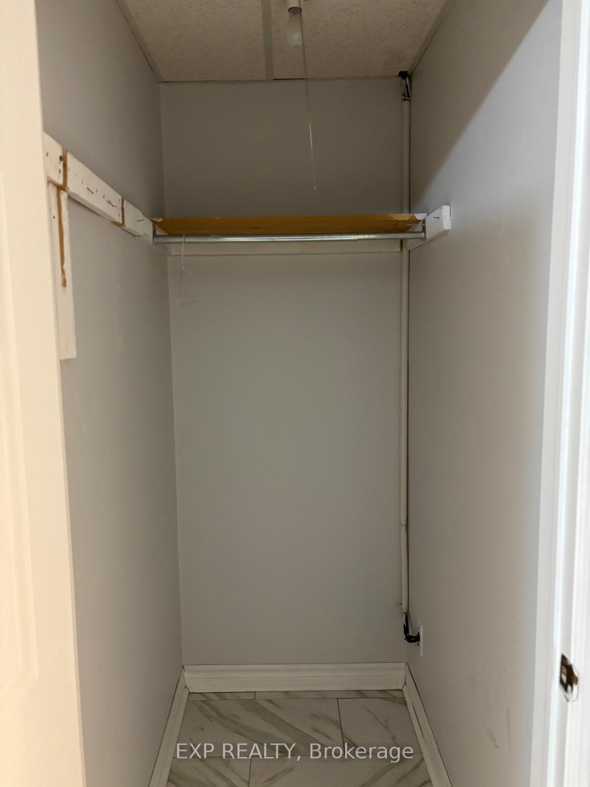 Photo 16 of Unit Lower Level - Bsmnt Only, 5243 Heatherleigh Avenue, Mississauga, East Credit — HOMEH