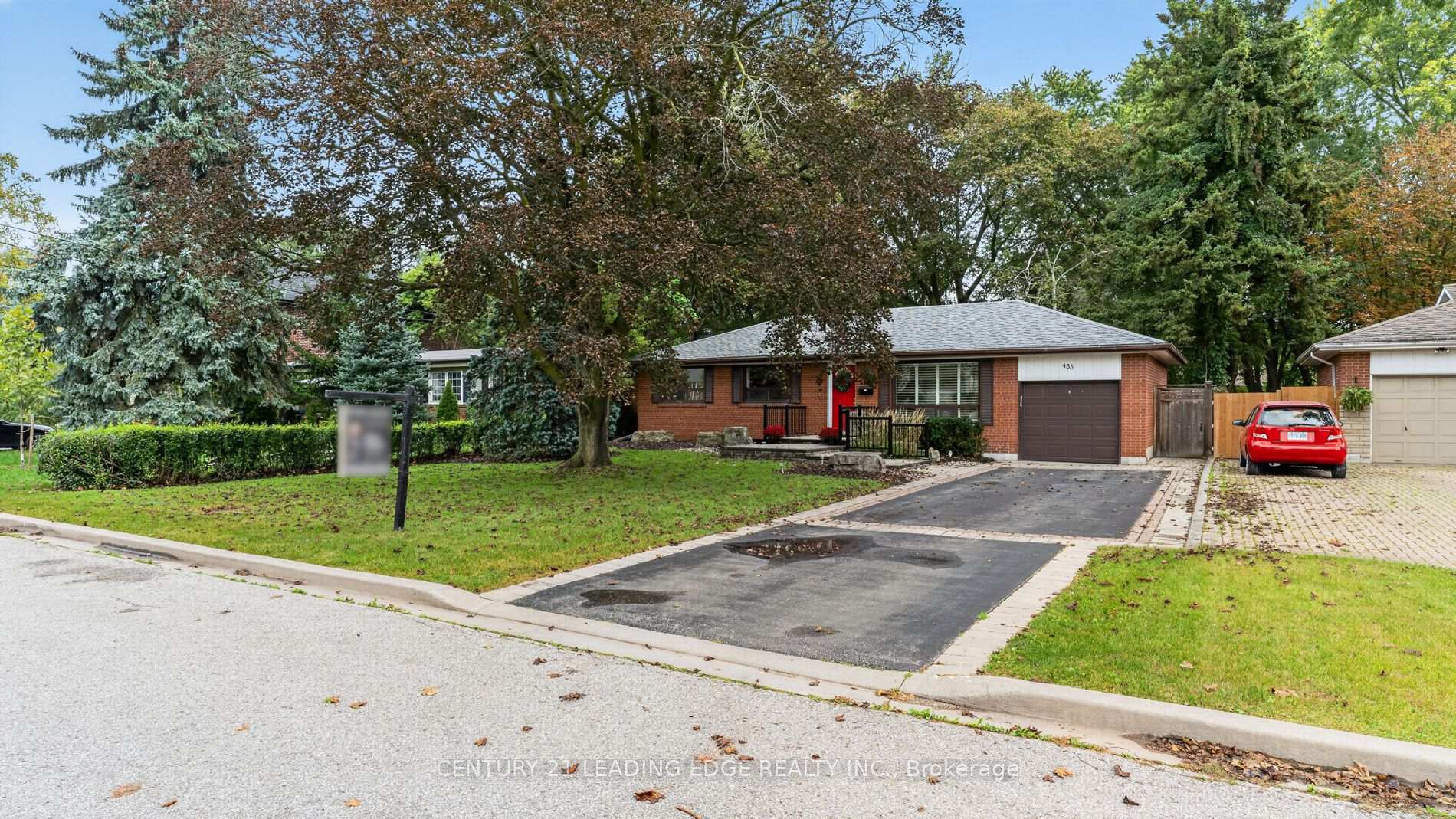 Photo 3 of 433 Brownfield Gardens, Scarborough, Rouge — HOMEH