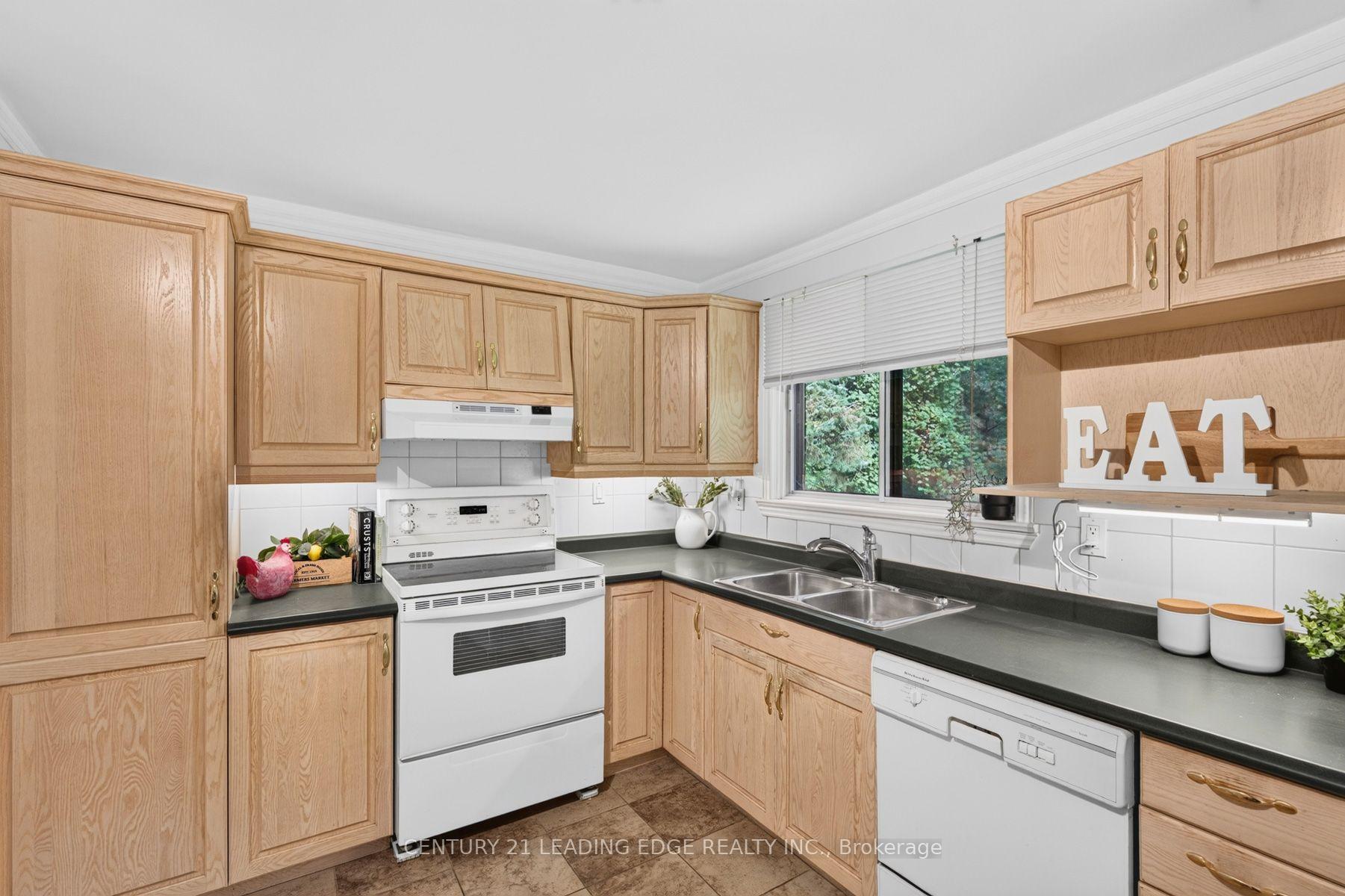 Photo 16 of 433 Brownfield Gardens, Scarborough, Rouge — HOMEH