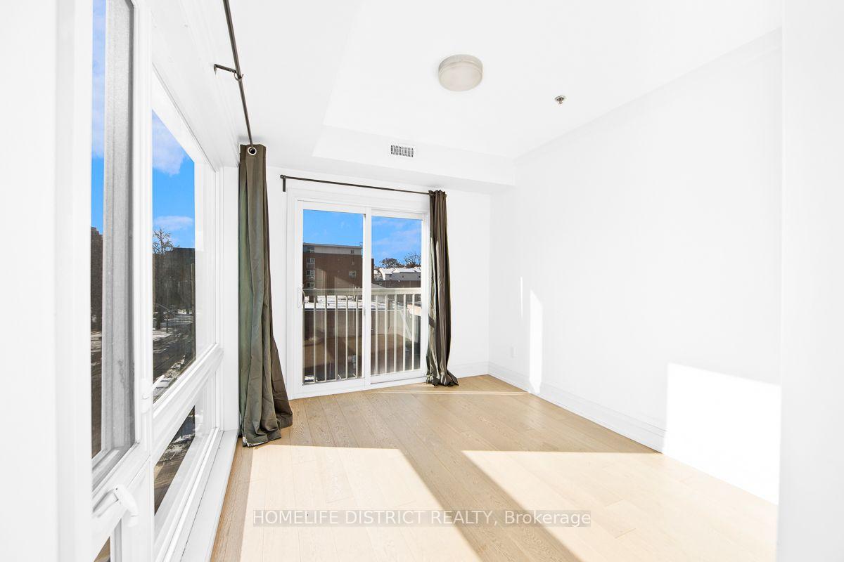 Photo 10 of Unit 200, 243 Niagara Street, Toronto, Niagara — HOMEH