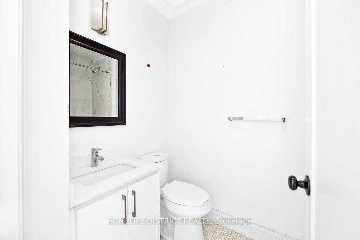 Photo 14 of Unit 200, 243 Niagara Street, Toronto, Niagara — HOMEH