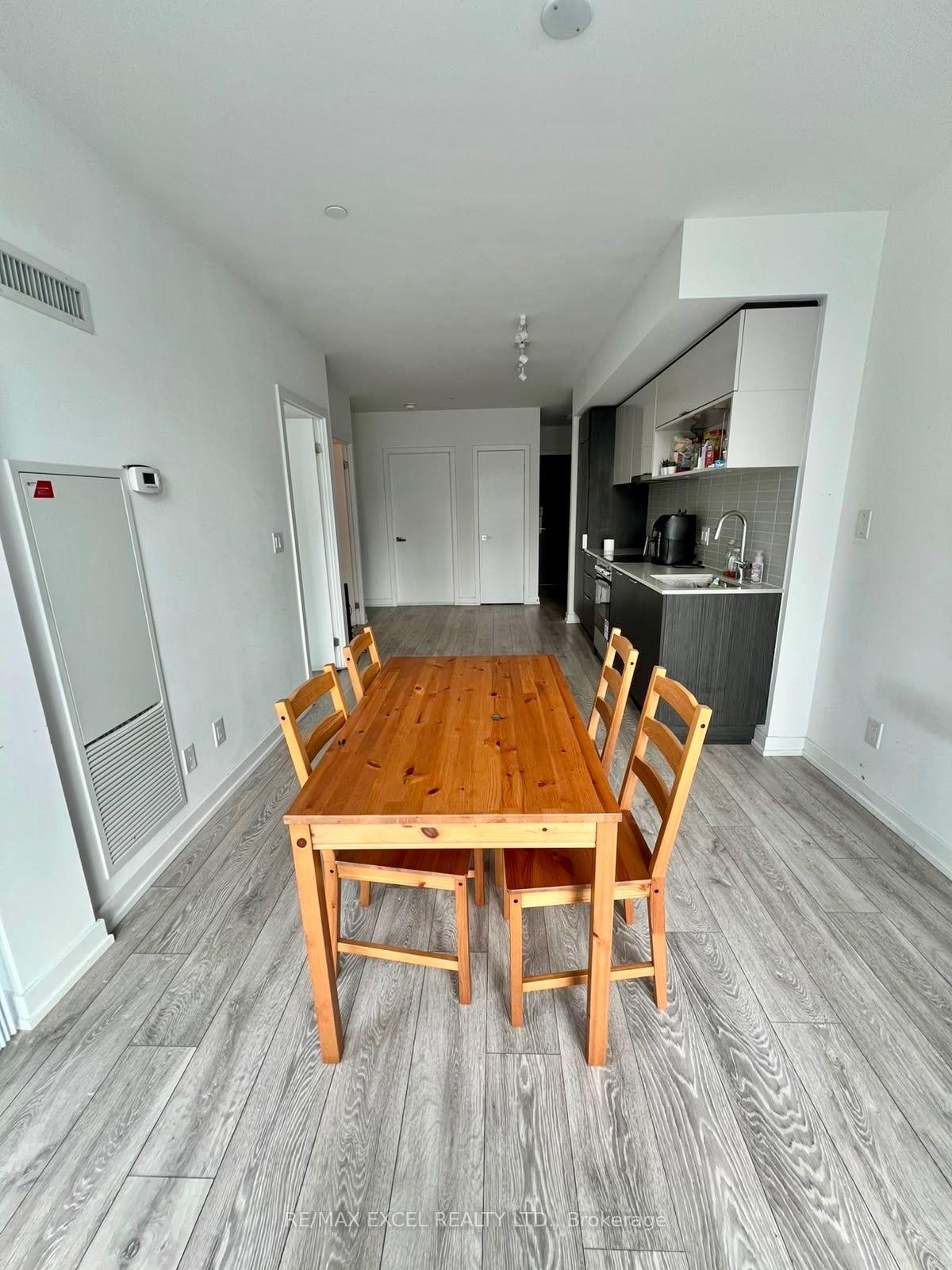 Photo 8 of Unit 406, 159 Wellesley Street E, Toronto, Cabbagetown-South St. James Town — HOMEH