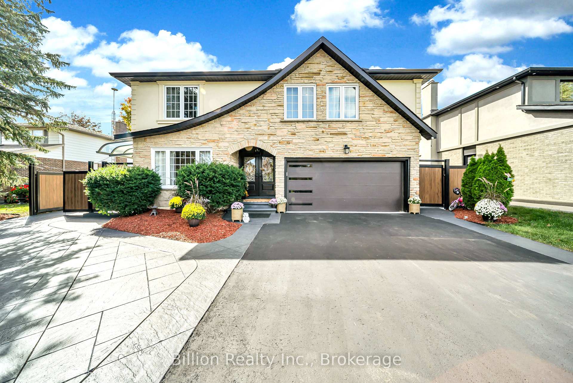 Photo 1 of 172 Bell Air Drive, Caledon, Bolton East — HOMEH