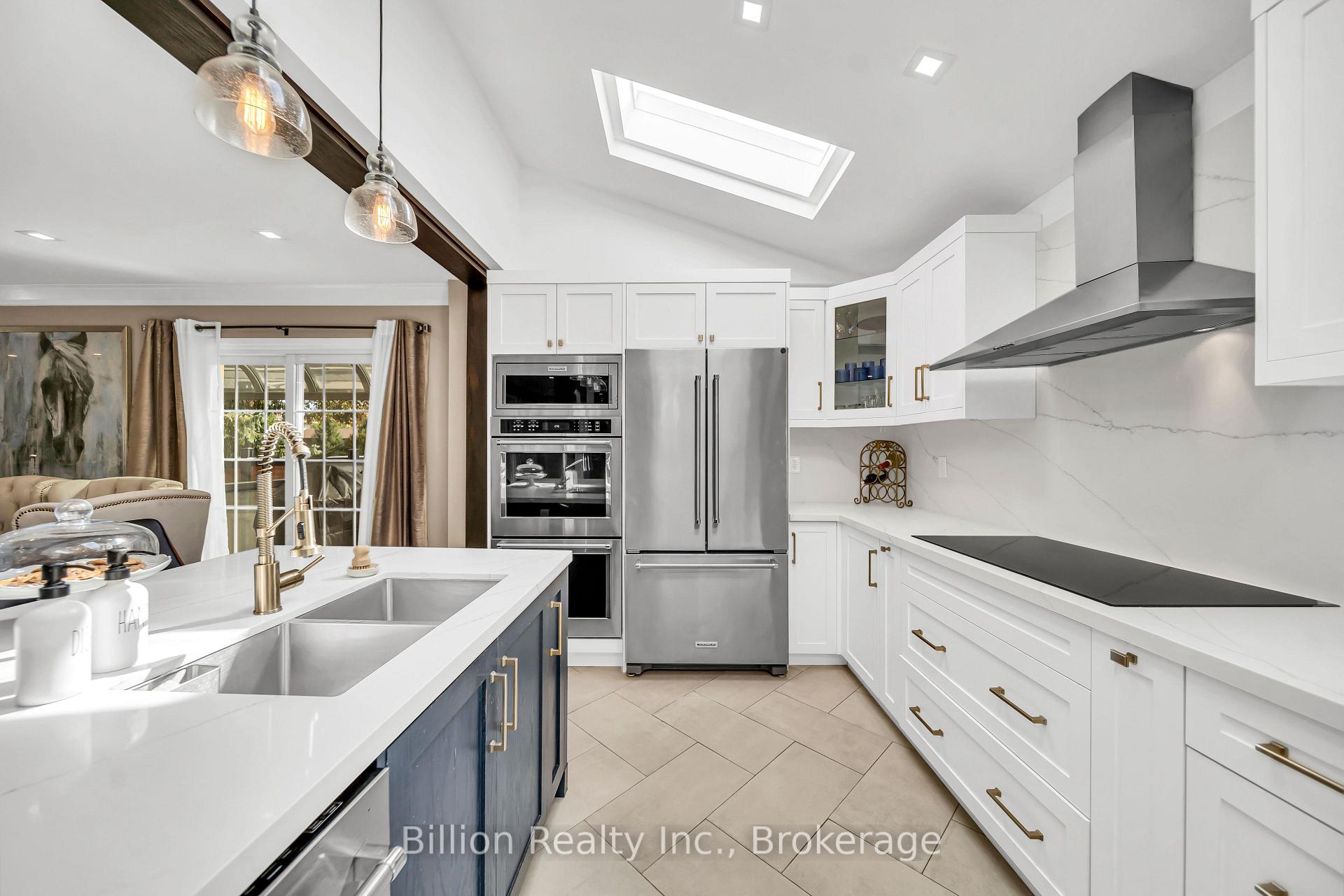 Photo 11 of 172 Bell Air Drive, Caledon, Bolton East — HOMEH
