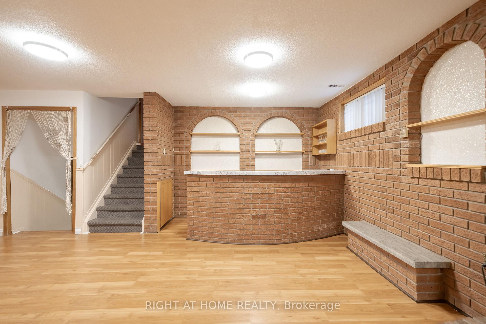 Photo 39 of 11 Timber Lane, Vaughan, East Woodbridge — HOMEH