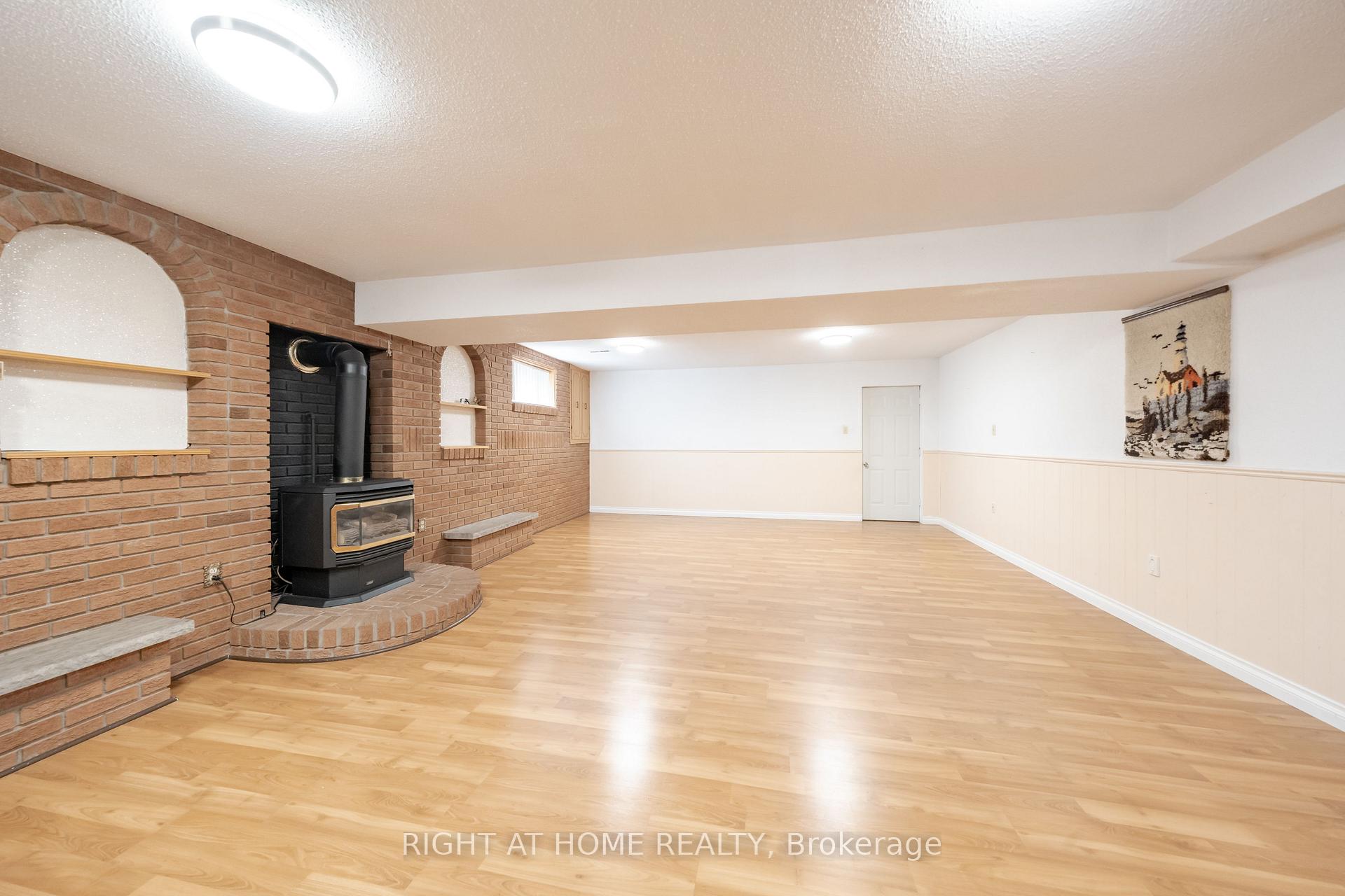 Photo 41 of 11 Timber Lane, Vaughan, East Woodbridge — HOMEH