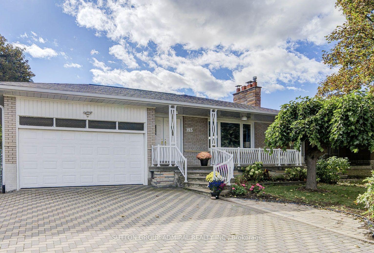 Photo 2 of 193 The Westway, Etobicoke, Willowridge-Martingrove-Richview — HOMEH