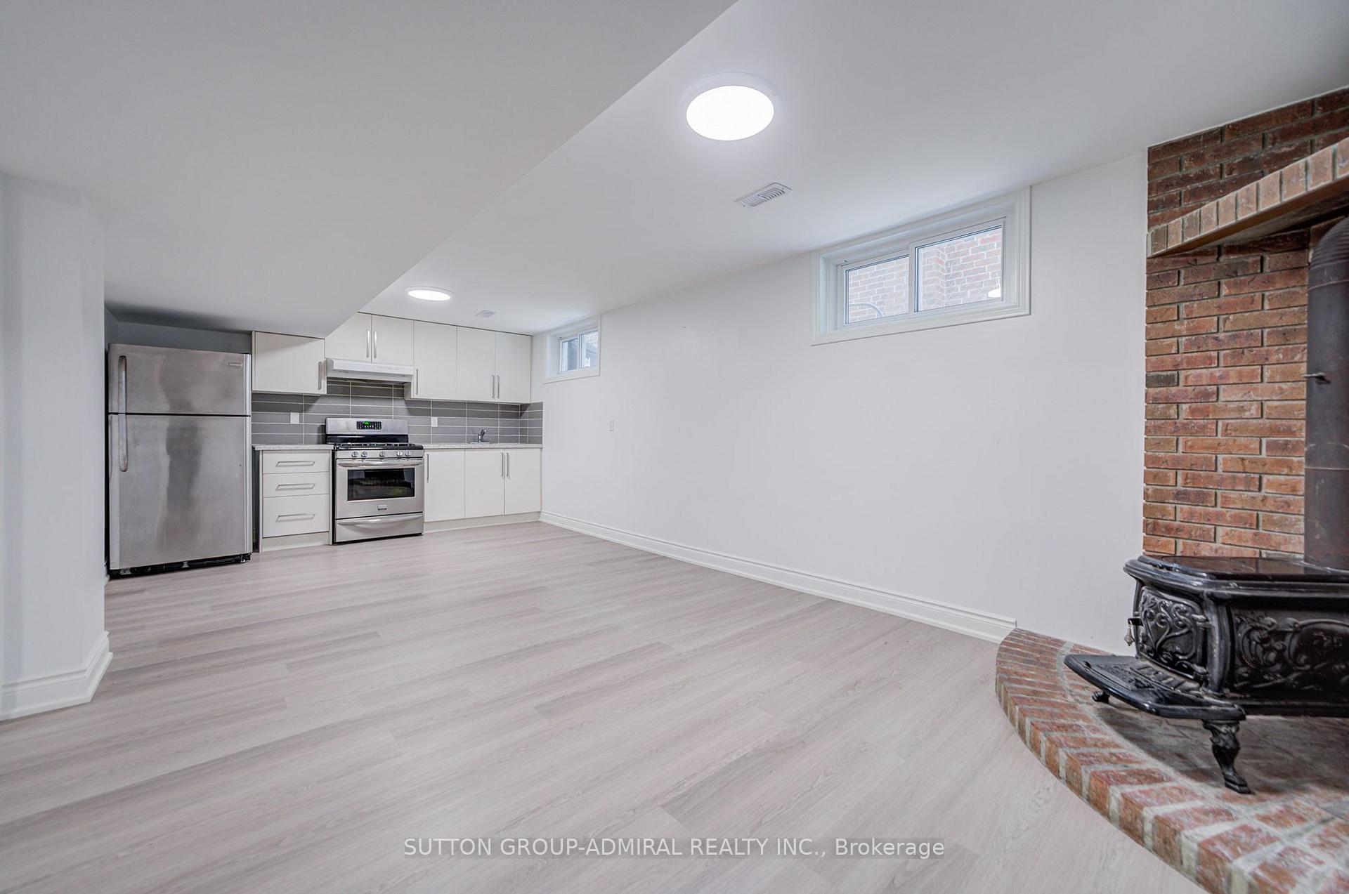 Photo 34 of 193 The Westway, Etobicoke, Willowridge-Martingrove-Richview — HOMEH