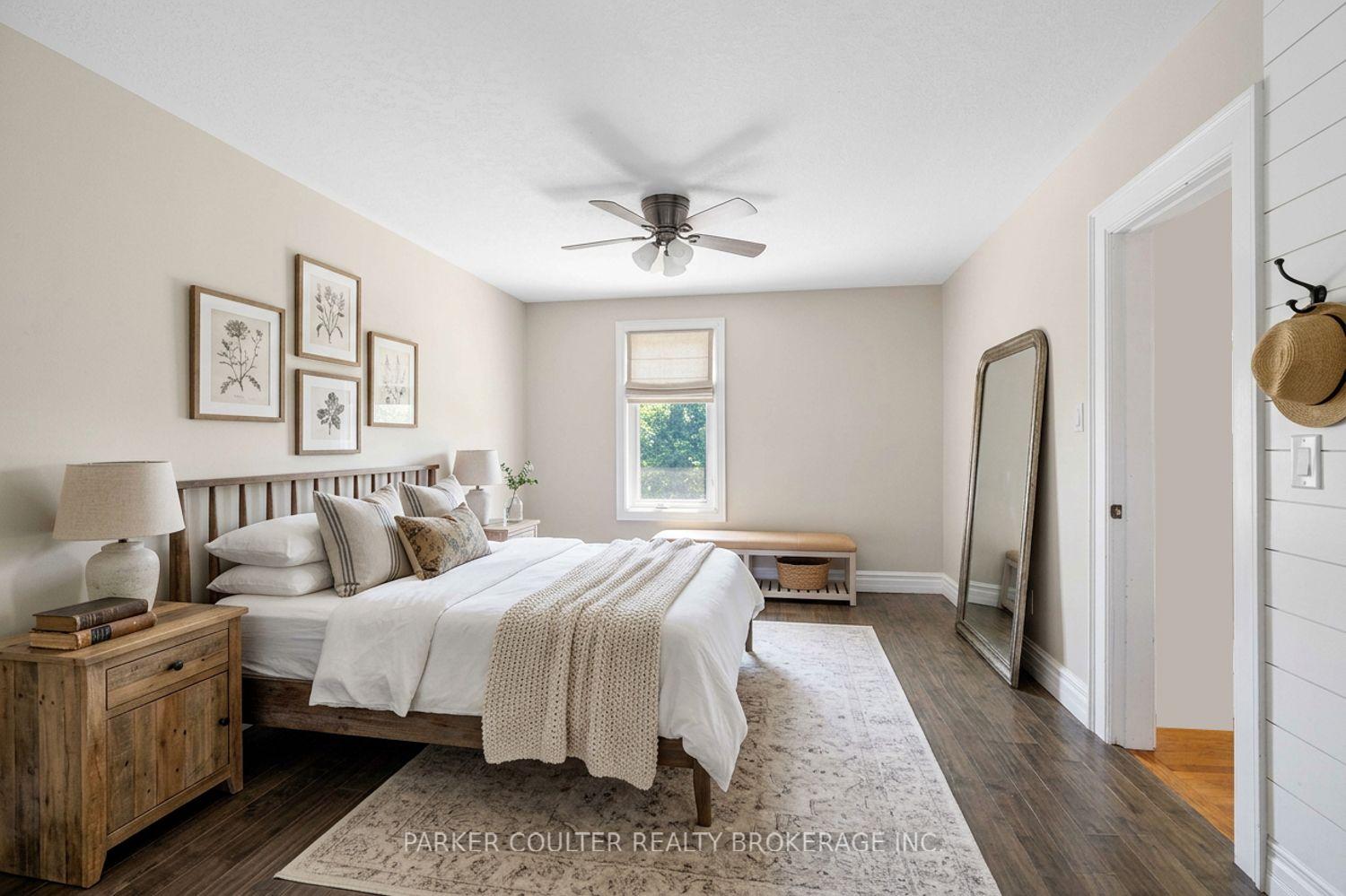Photo 17 of 79 Blake Street, Barrie, North Shore — HOMEH