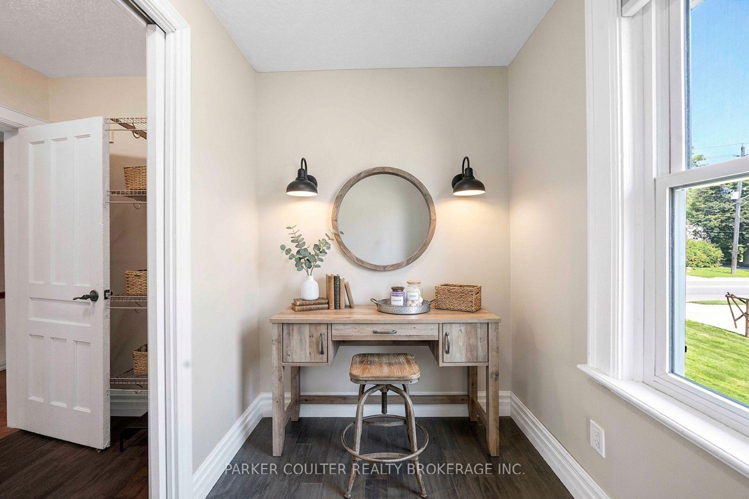 Photo 20 of 79 Blake Street, Barrie, North Shore — HOMEH