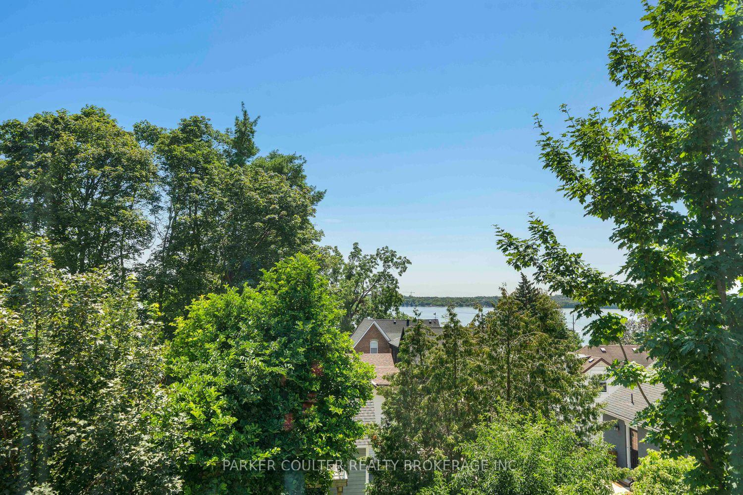 Photo 31 of 79 Blake Street, Barrie, North Shore — HOMEH