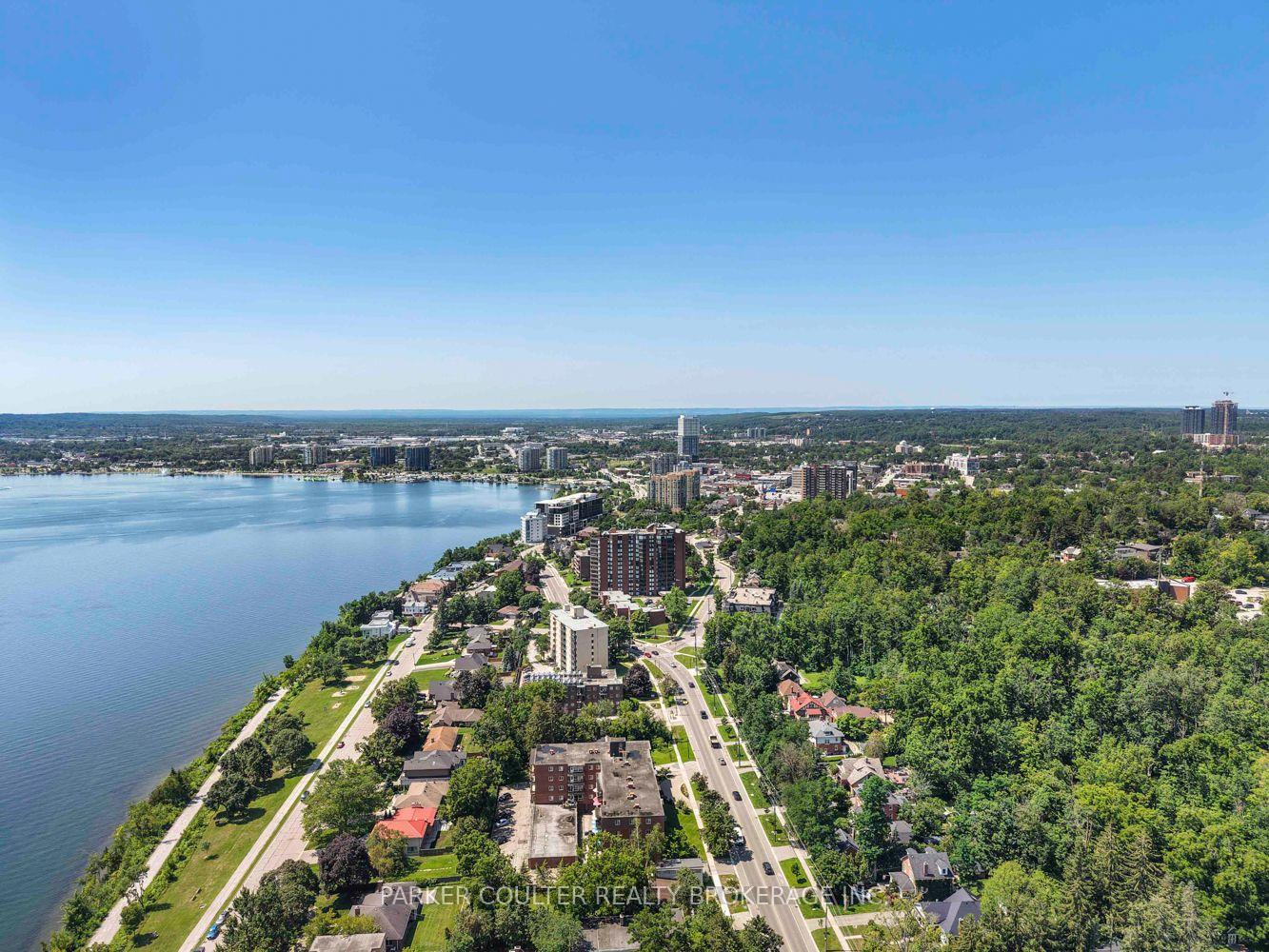 Photo 38 of 79 Blake Street, Barrie, North Shore — HOMEH