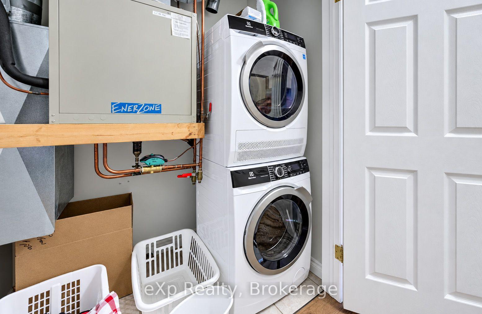 Photo 18 of Unit 106, 20 Station Square, Centre Wellington, Elora/Salem — HOMEH
