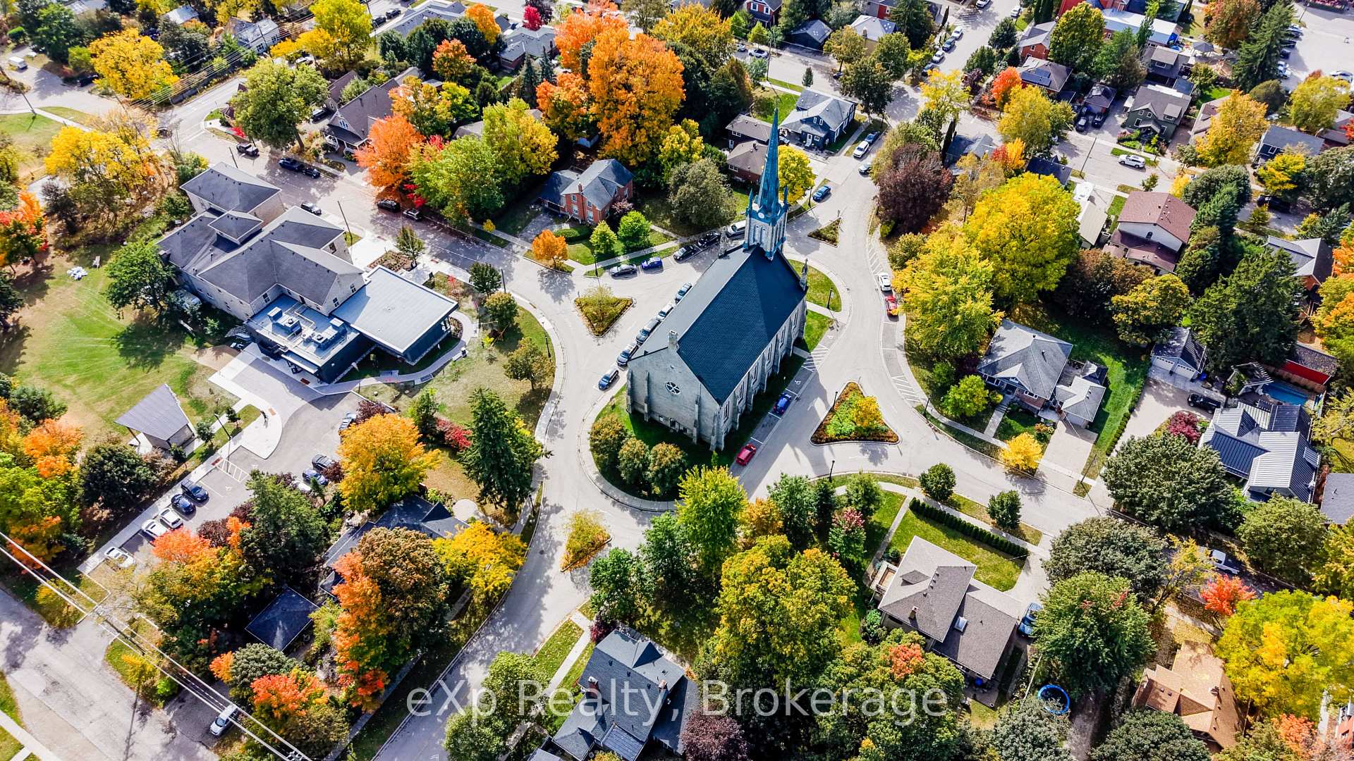 Photo 38 of Unit 106, 20 Station Square, Centre Wellington, Elora/Salem — HOMEH