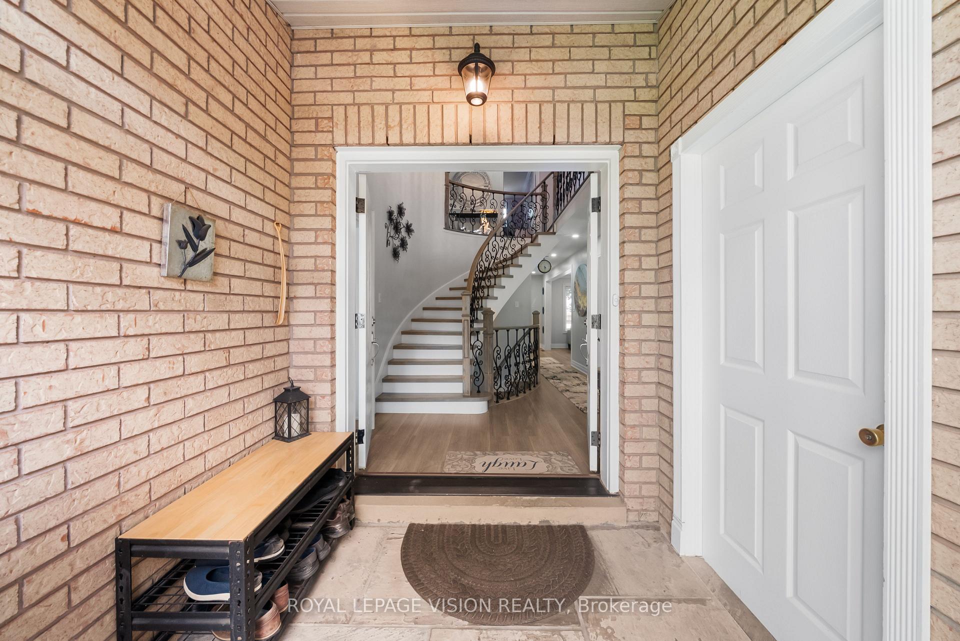 Photo 3 of 5 Anson Avenue, Scarborough, Cliffcrest — HOMEH