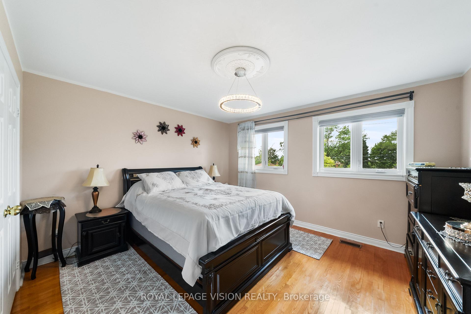 Photo 33 of 5 Anson Avenue, Scarborough, Cliffcrest — HOMEH