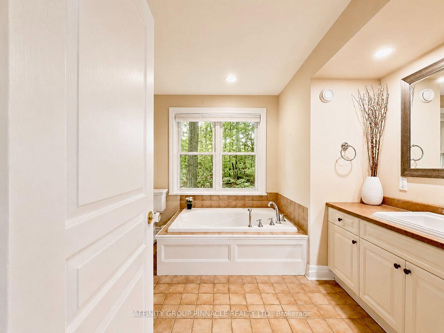 Photo 23 of 38 Westview Drive, Kawartha Lakes, Emily — HOMEH