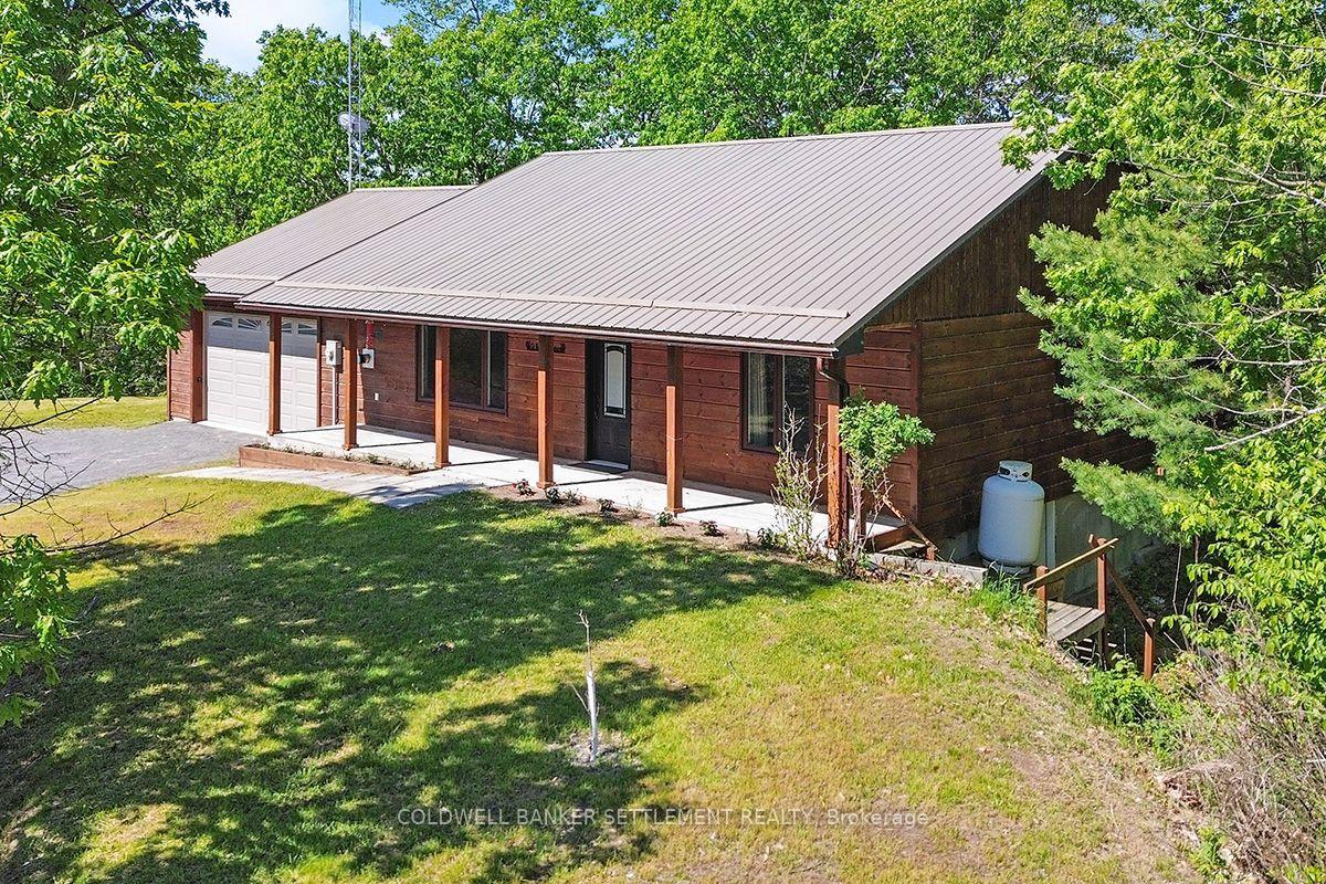 Photo 4 of 15 Redpath Lane, Rideau Lakes, Rideau Lakes (South Crosby) Twp — HOMEH