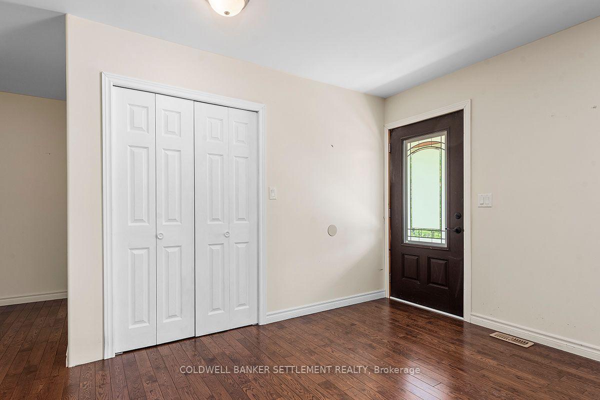 Photo 10 of 15 Redpath Lane, Rideau Lakes, Rideau Lakes (South Crosby) Twp — HOMEH