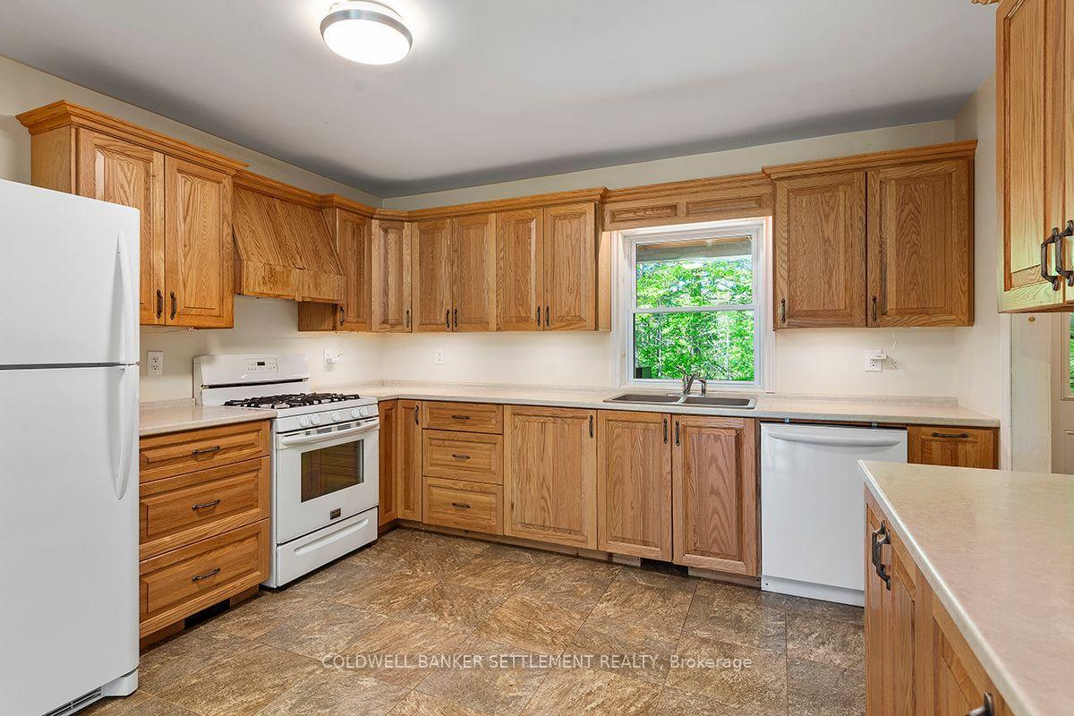 Photo 16 of 15 Redpath Lane, Rideau Lakes, Rideau Lakes (South Crosby) Twp — HOMEH