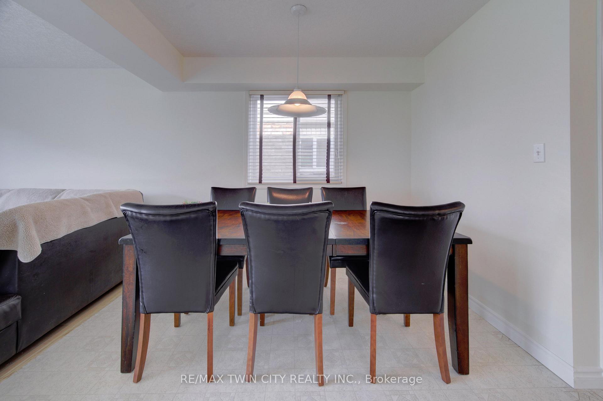 Photo 7 of 1064 Copper Leaf Crescent, Kitchener, Trussler — HOMEH