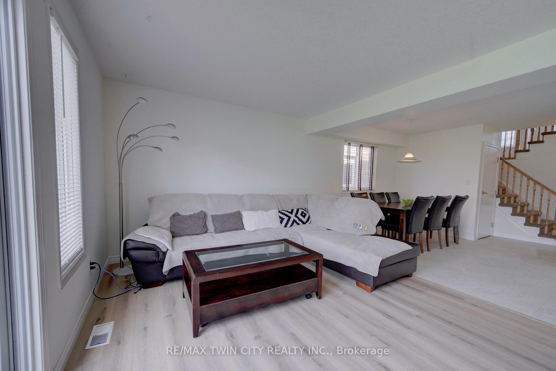 Photo 15 of 1064 Copper Leaf Crescent, Kitchener, Trussler — HOMEH