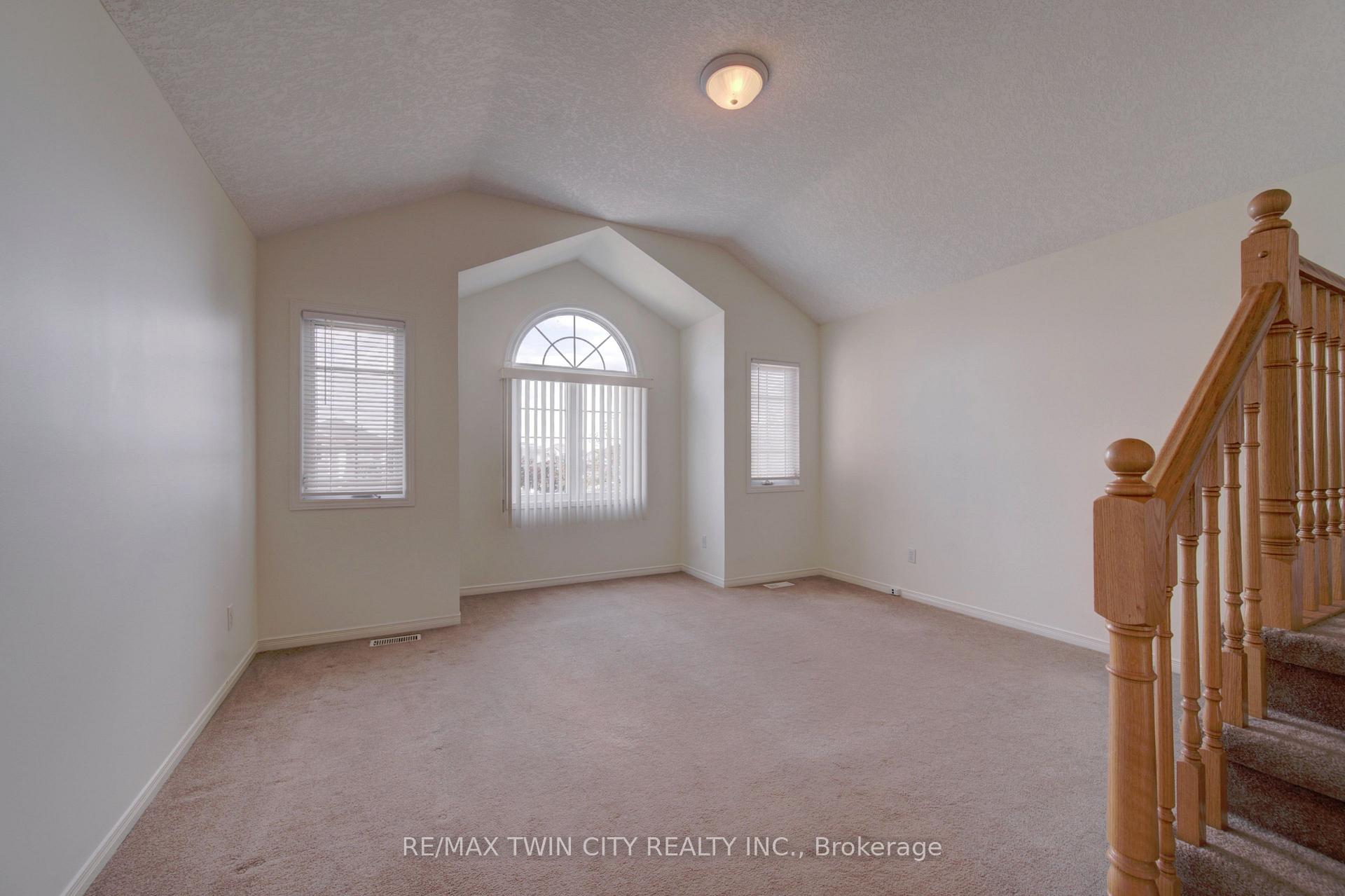 Photo 17 of 1064 Copper Leaf Crescent, Kitchener, Trussler — HOMEH
