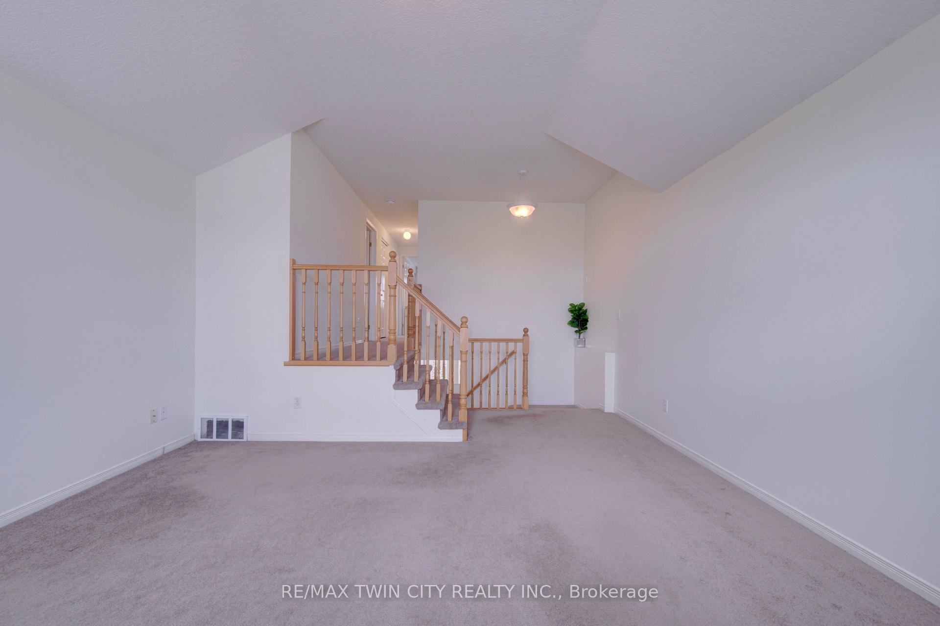 Photo 19 of 1064 Copper Leaf Crescent, Kitchener, Trussler — HOMEH