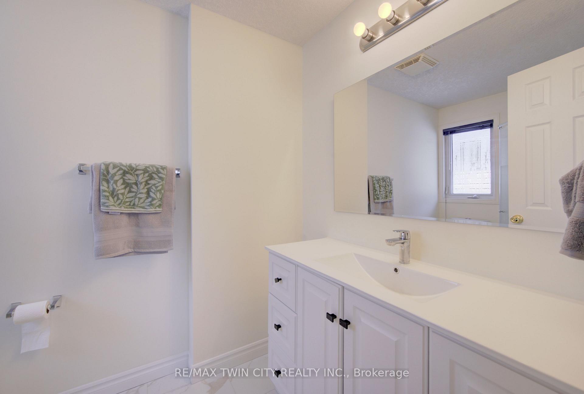 Photo 25 of 1064 Copper Leaf Crescent, Kitchener, Trussler — HOMEH