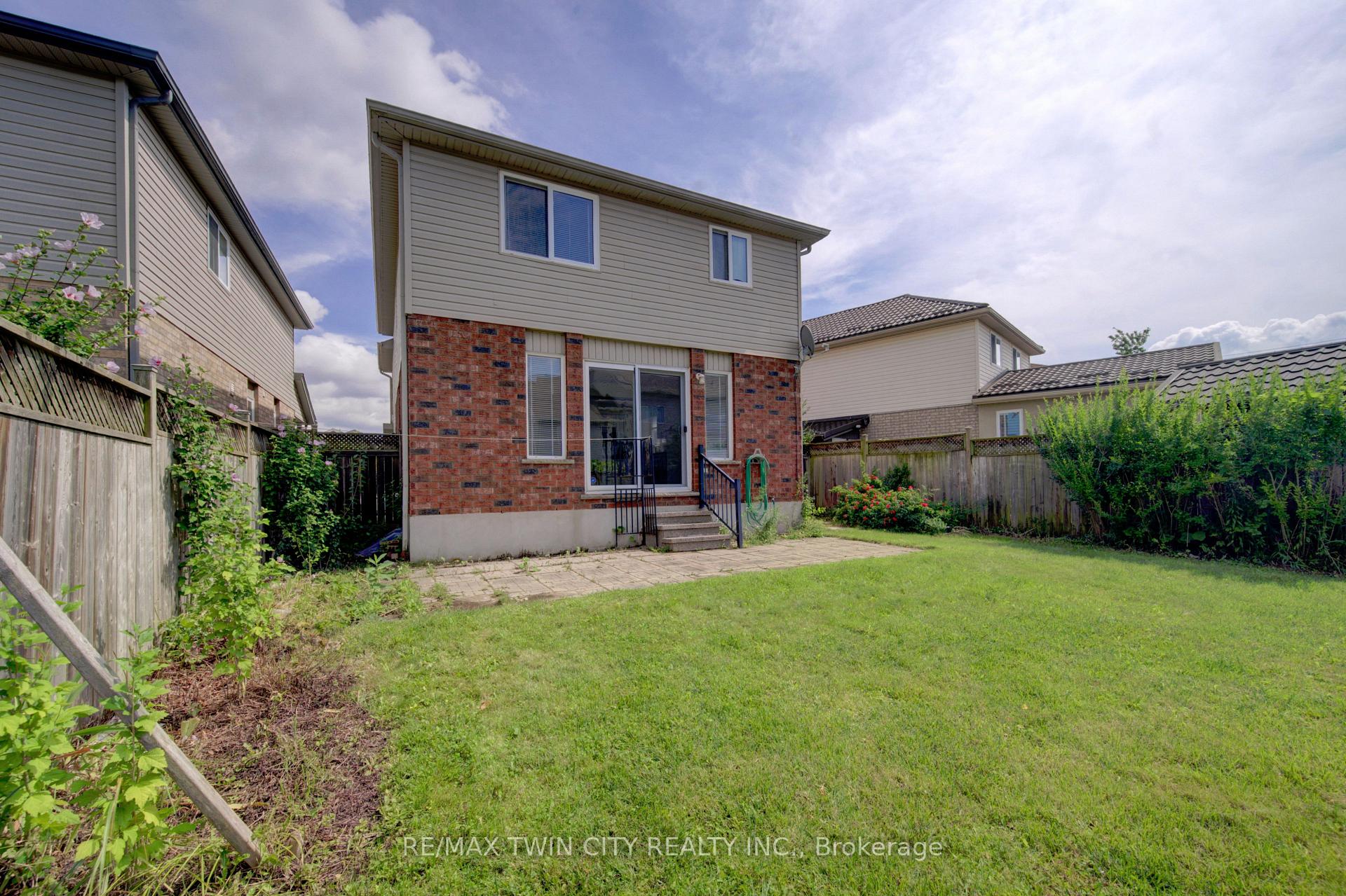 Photo 38 of 1064 Copper Leaf Crescent, Kitchener, Trussler — HOMEH