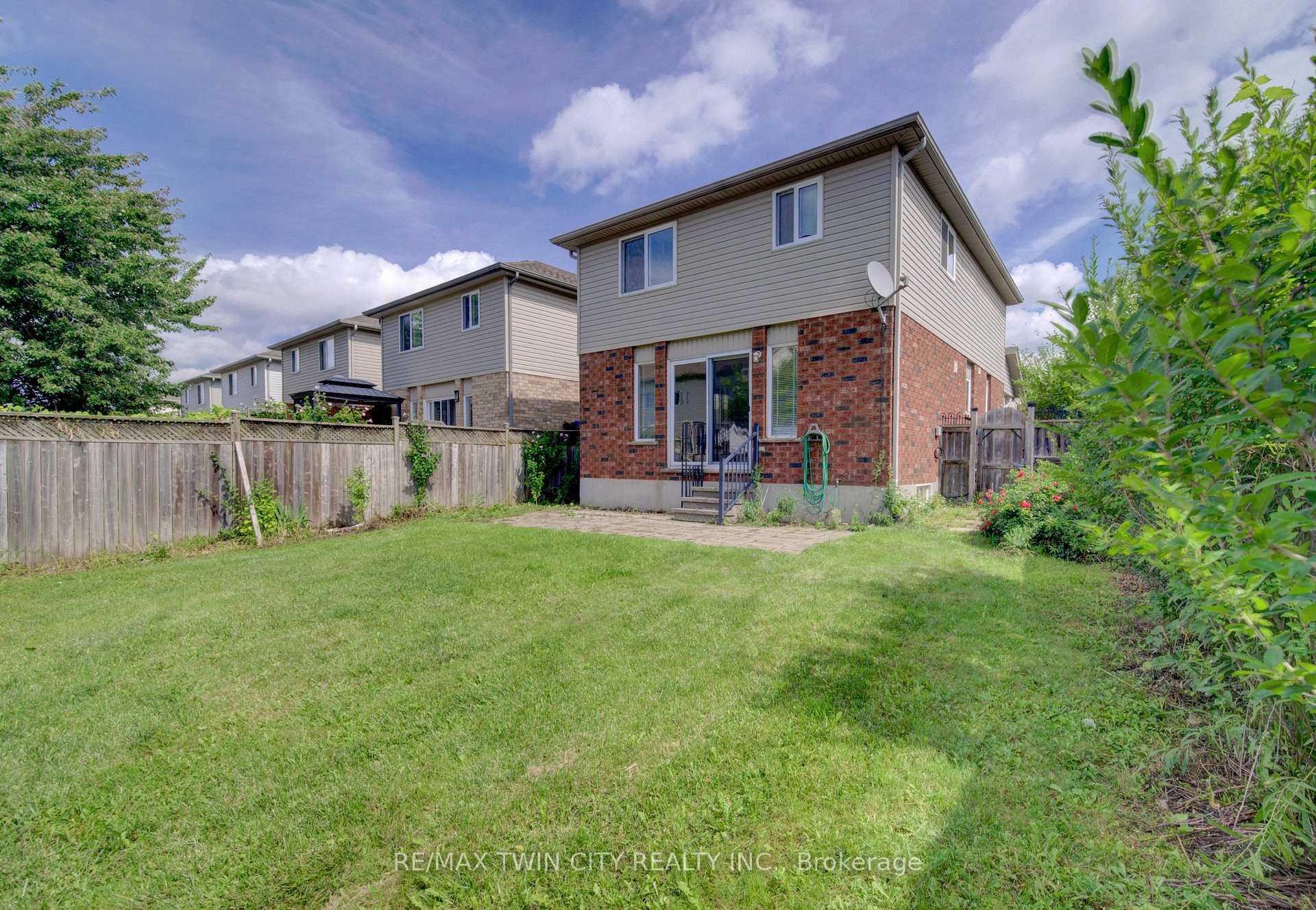 Photo 40 of 1064 Copper Leaf Crescent, Kitchener, Trussler — HOMEH
