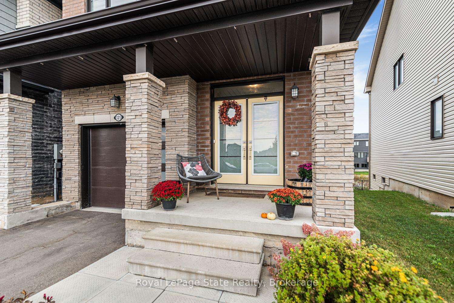 Photo 4 of 121 Vanilla Trail, Thorold, Rolling Meadows — HOMEH