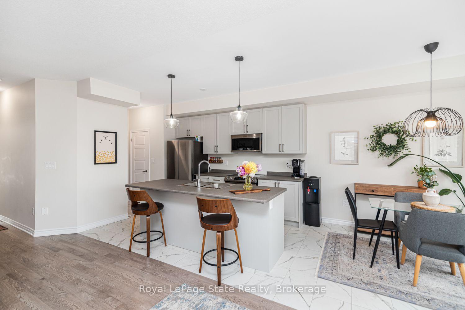 Photo 21 of 121 Vanilla Trail, Thorold, Rolling Meadows — HOMEH