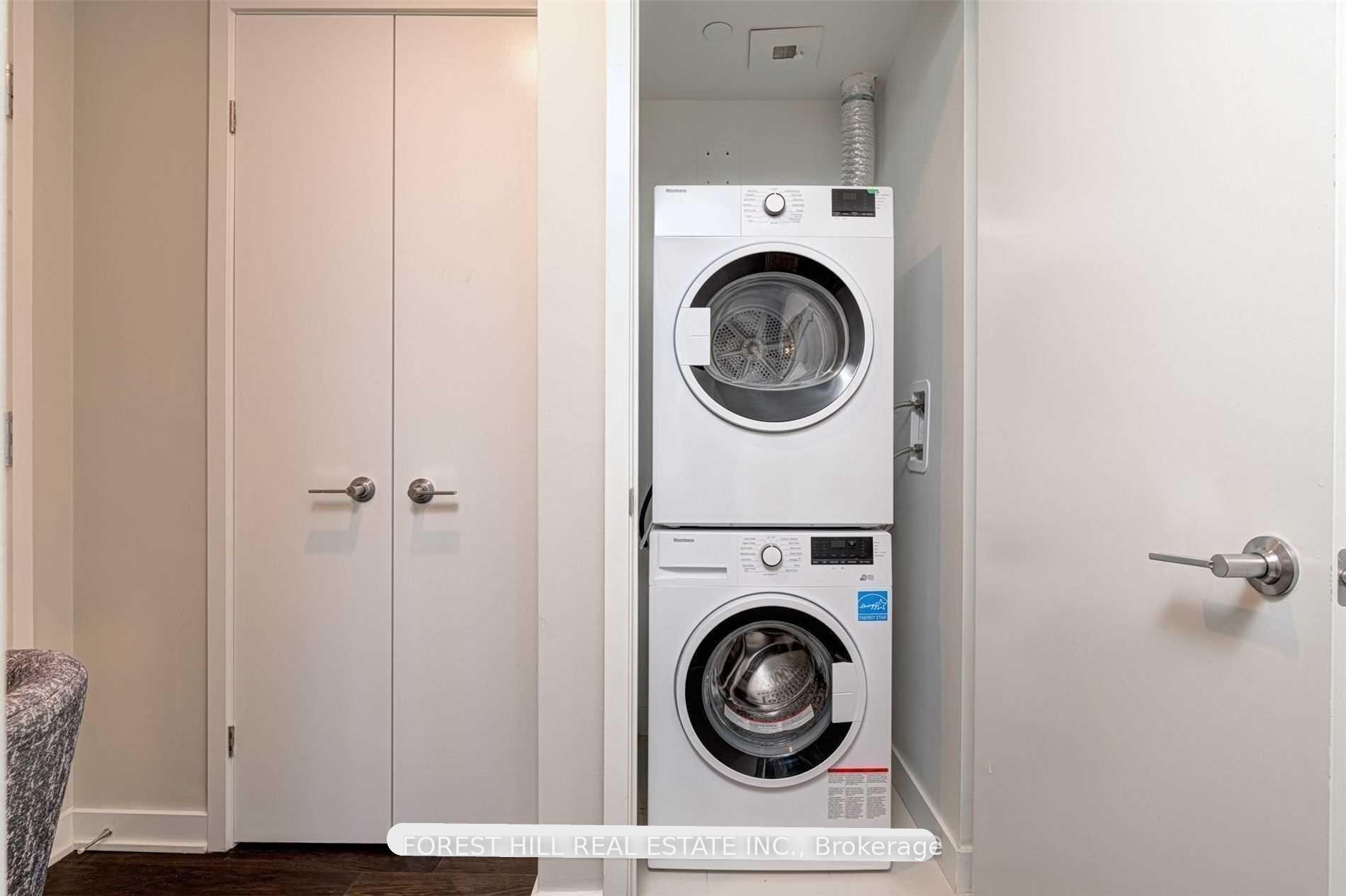 Photo 9 of Unit 4102, 115 Blue Jays Way, Toronto, Waterfront Communities — HOMEH