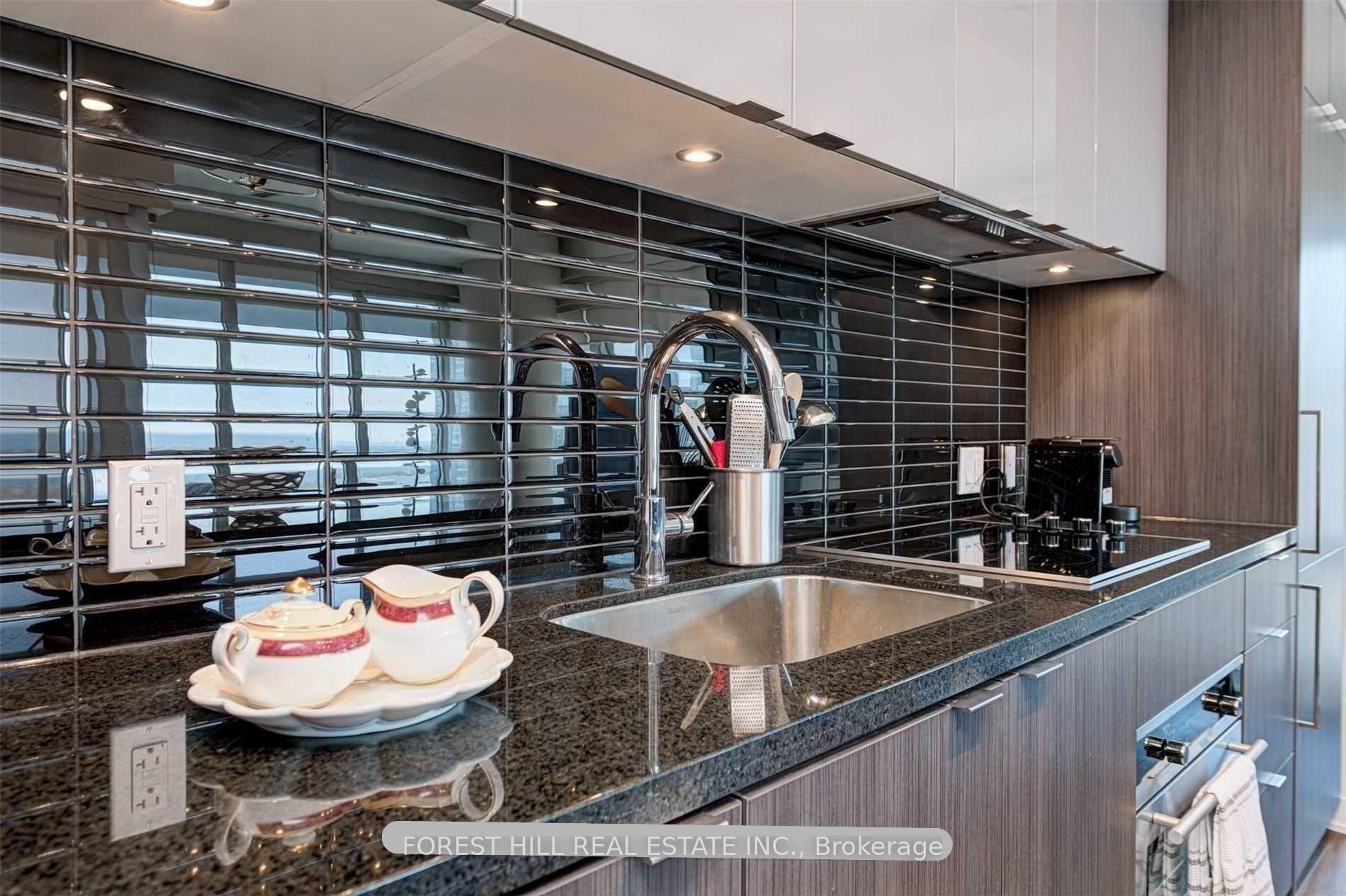 Photo 12 of Unit 4102, 115 Blue Jays Way, Toronto, Waterfront Communities — HOMEH