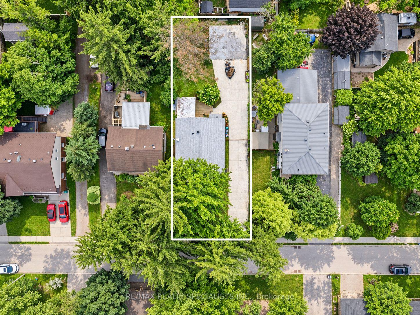 Photo 8 of 168 Asmus Street, Wilmot, New Hamburg — HOMEH