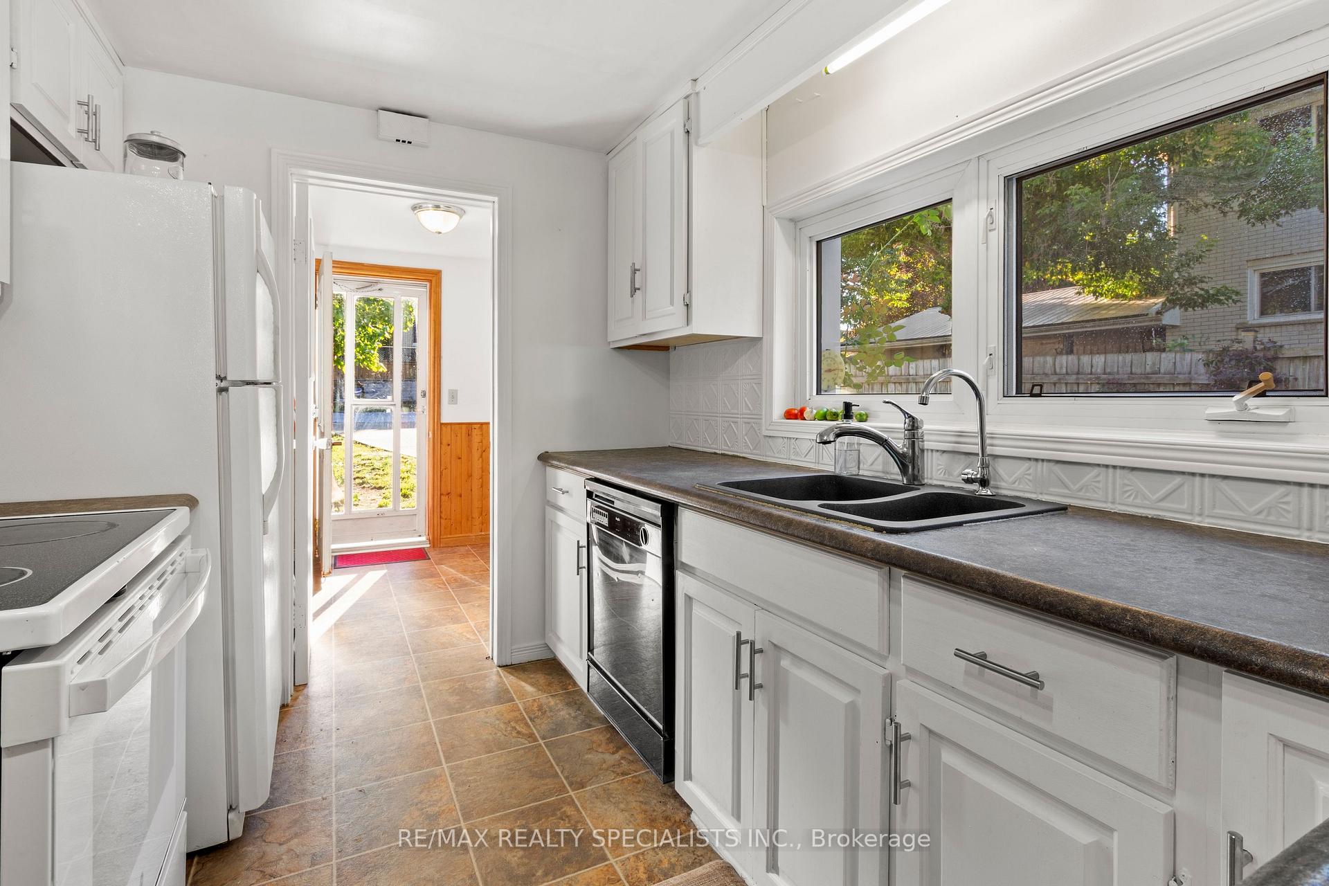 Photo 18 of 168 Asmus Street, Wilmot, New Hamburg — HOMEH