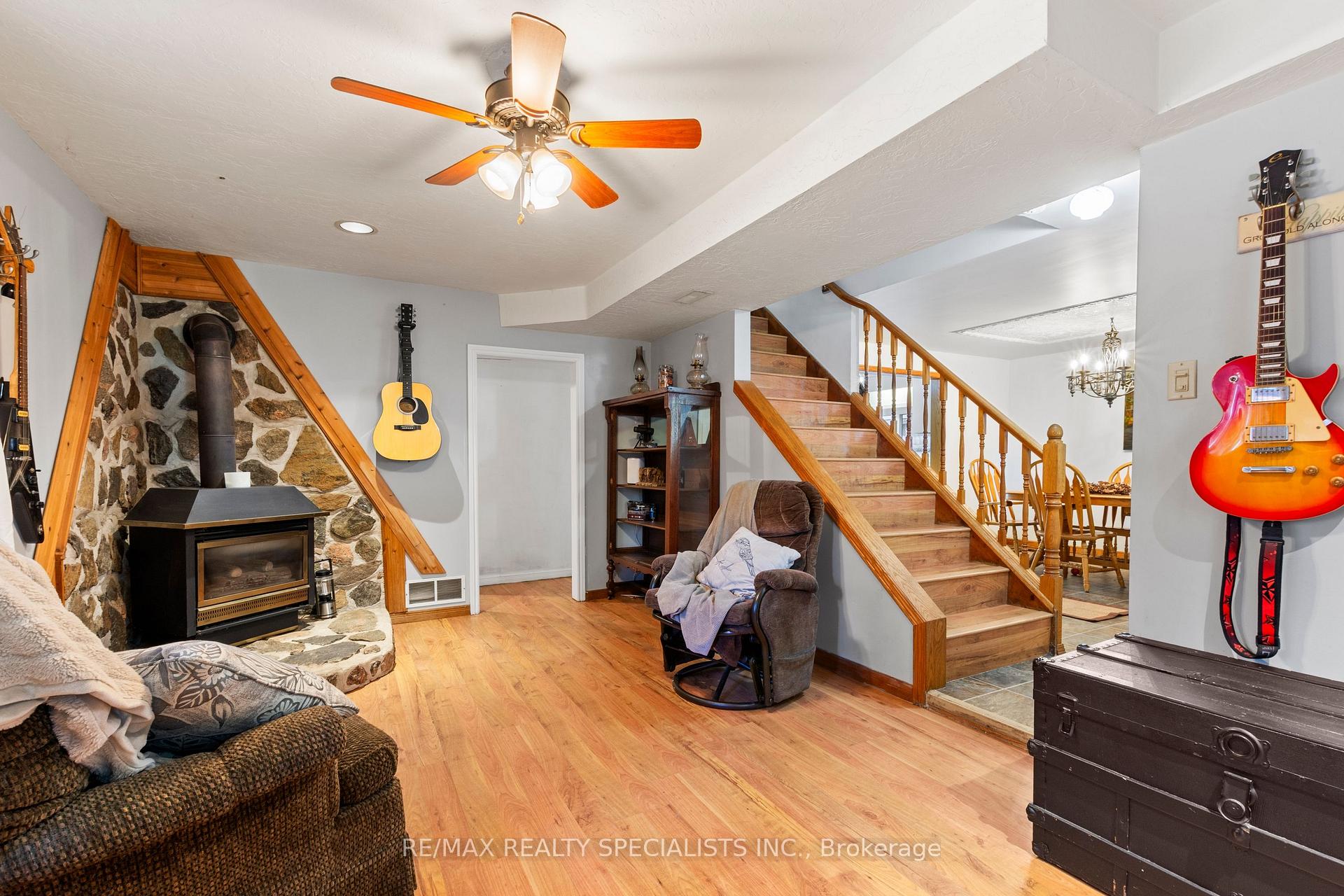 Photo 21 of 168 Asmus Street, Wilmot, New Hamburg — HOMEH