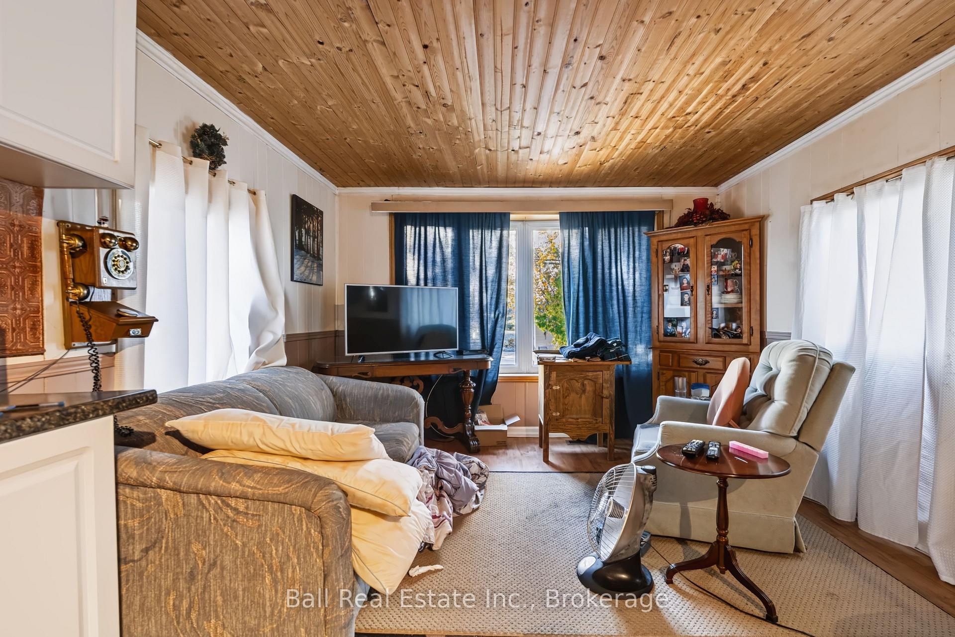Photo 10 of 15 McGregor Central Drive, Otonabee-South Monaghan — HOMEH