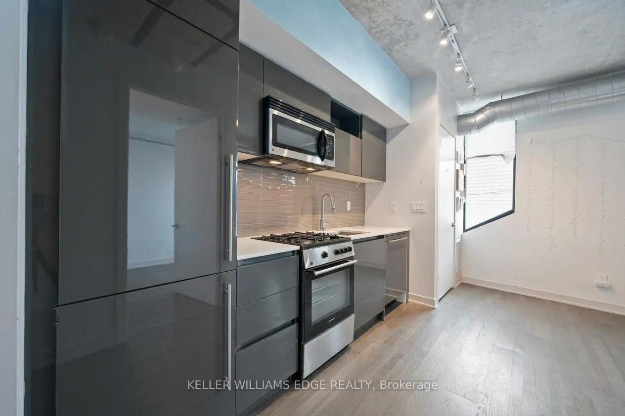 Photo 3 of Unit 204, 109 Wolseley Street E, Toronto, Trinity-Bellwoods — HOMEH