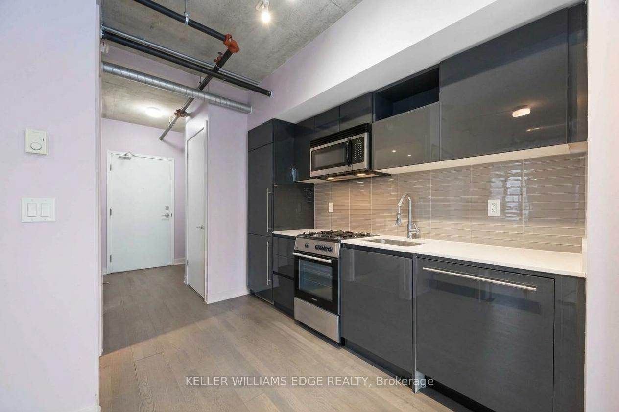 Photo 4 of Unit 204, 109 Wolseley Street E, Toronto, Trinity-Bellwoods — HOMEH